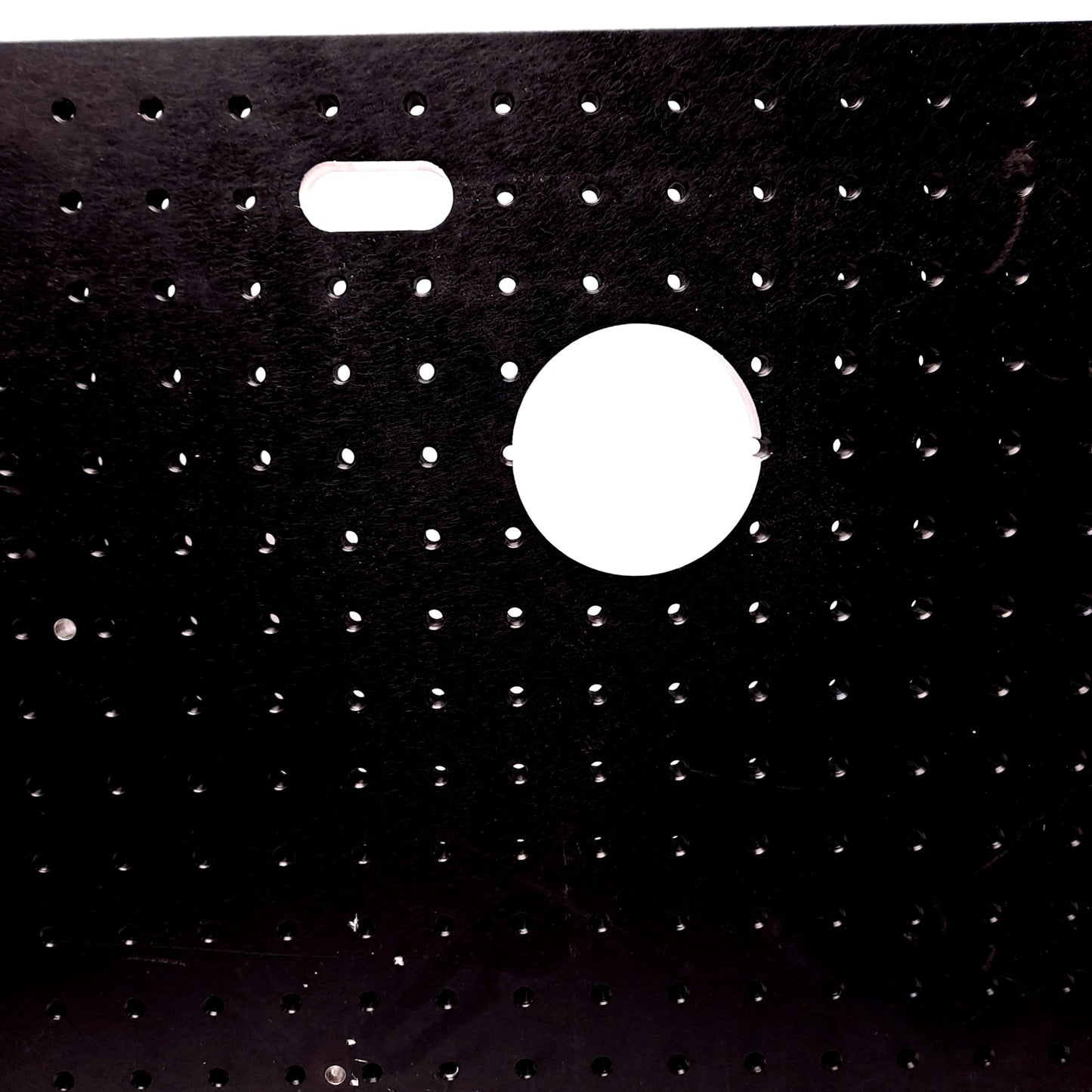 Used Newport SA Series Aluminum Optical BreadBoard Plate 24" x 17.5" 1/4-20 Thread