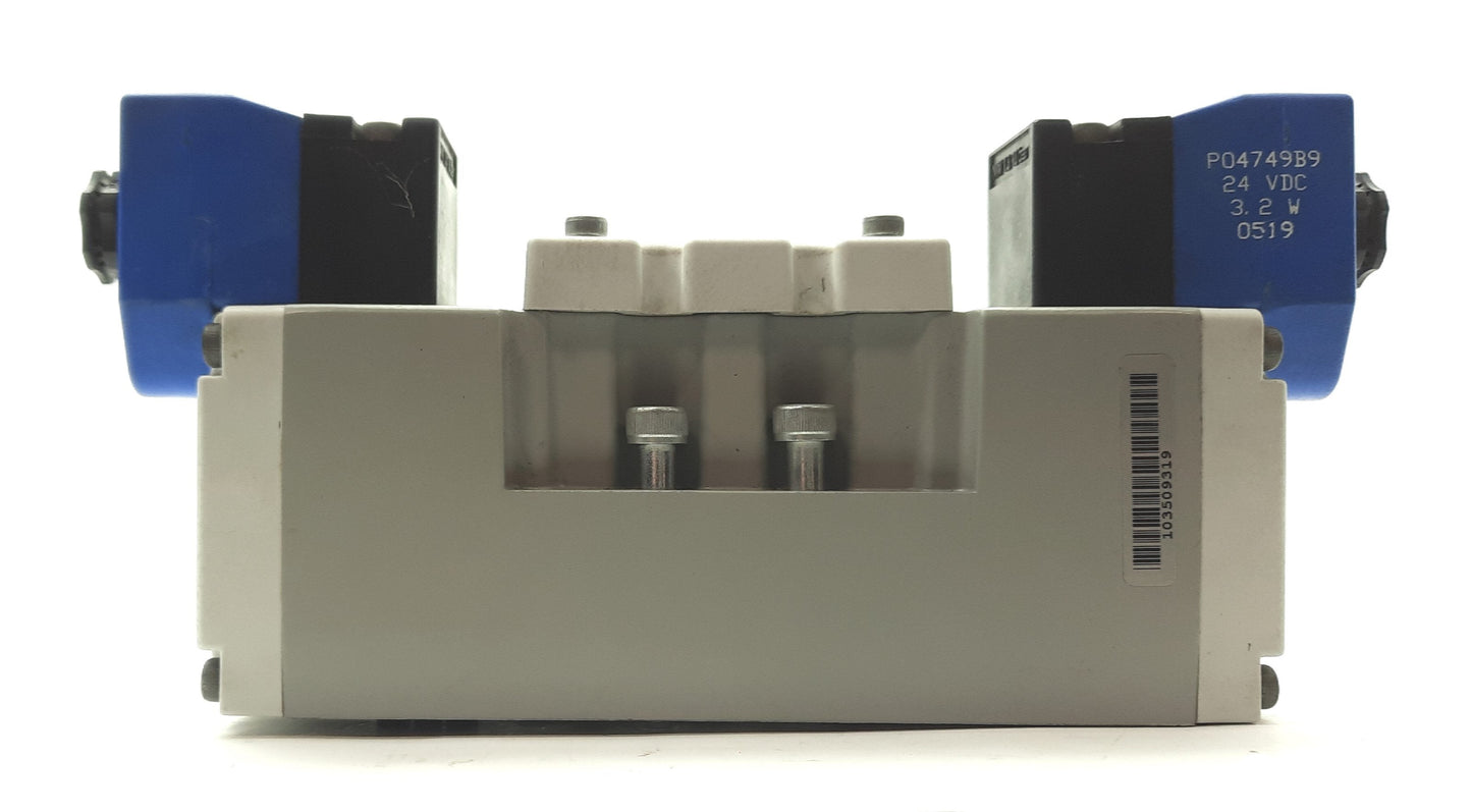 Used Parker H25VXBG0B9D Double Solenoid Valve, 4-Way 3-Position, 3Cv, 145PSI, 24VDC
