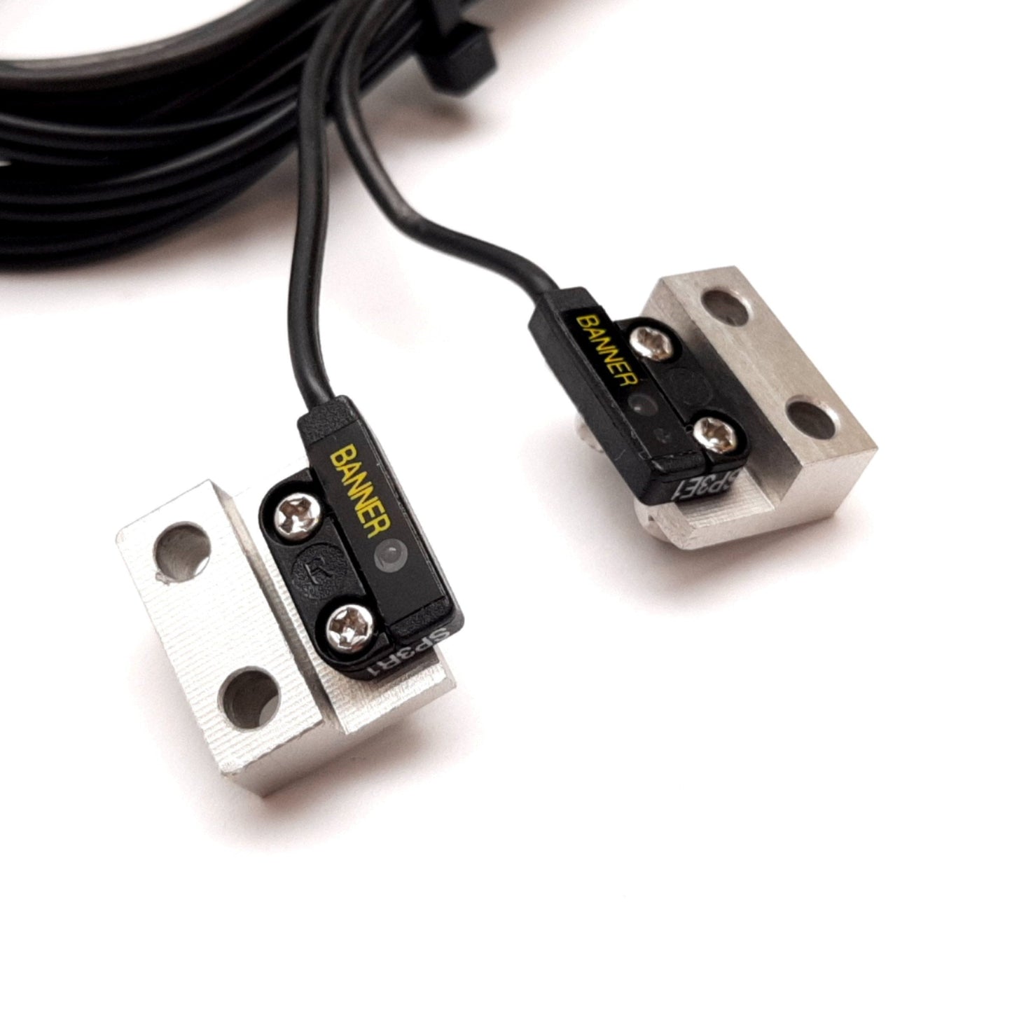 Used Banner SP3ER1 Opposed-Mode Remote Sensor, Range: 300mm, Effective Beam: 1.5mm