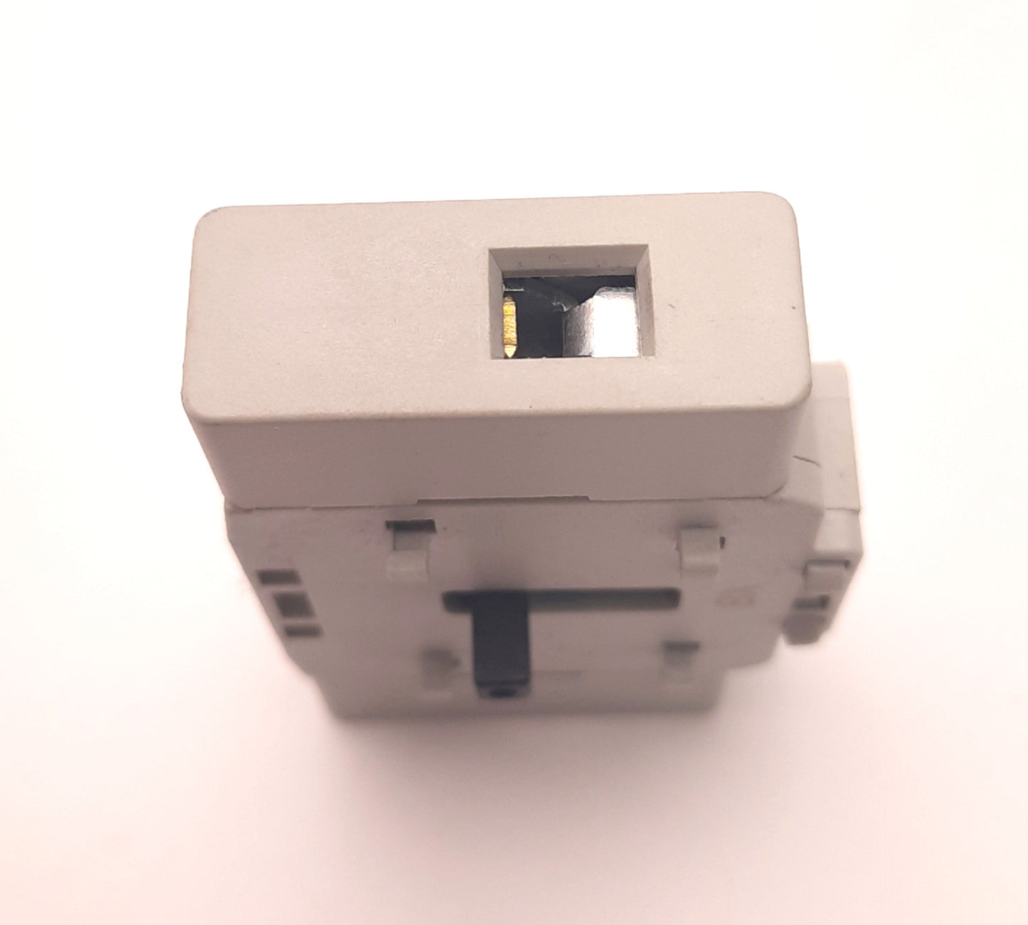 Used Sprecher & Schuh LE7-32-NP Auxiliary Contact For Use With LE-32