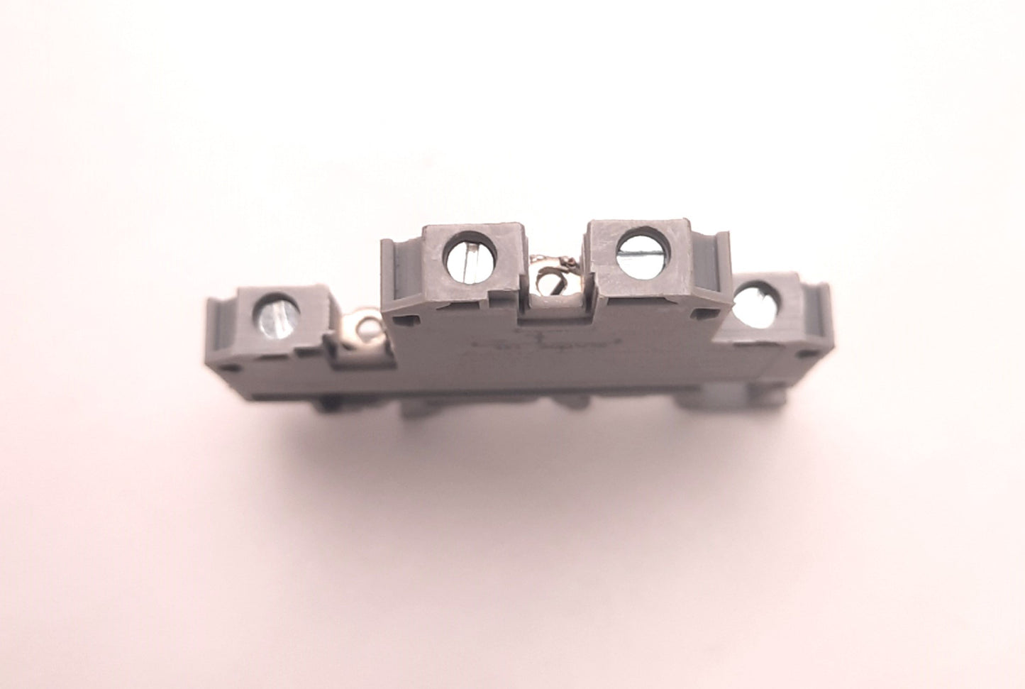 Used Lot of 28 Connectwell CDL4U Diode Terminal Block 500v 32A, 10-22 AWG