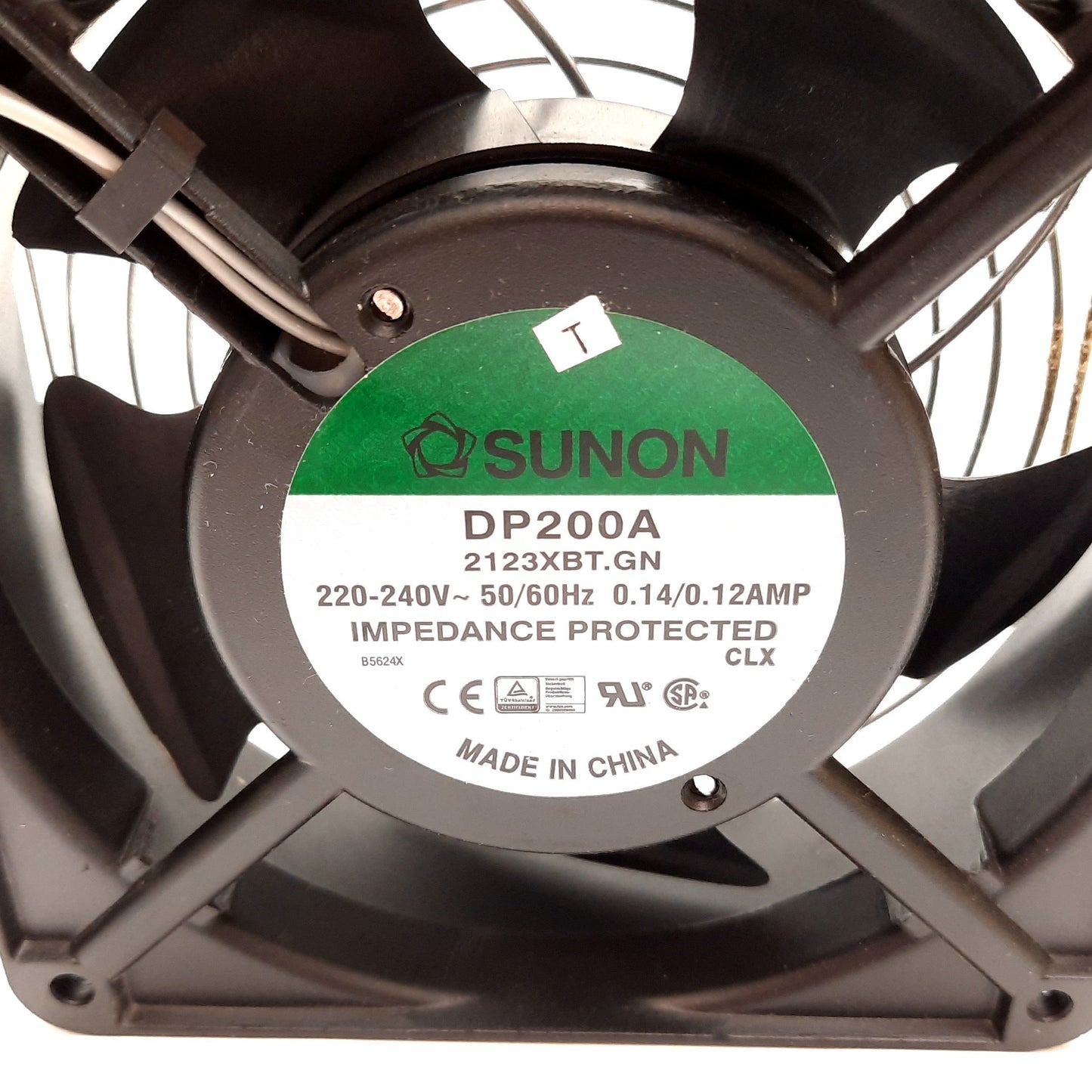 Used Sunon DP200A 2123XBT.GN Axial Fan, 220-240VAC 50/60Hz 0.14/0.12A, 120x120x38mm