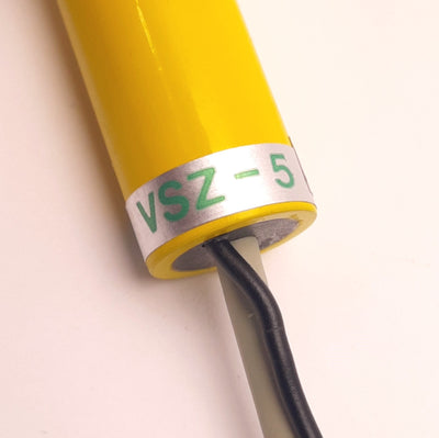New Lumiflex VSZ-5 Light Barrier Transmitter 24v, Infra-Red 950 nm, D=12mm