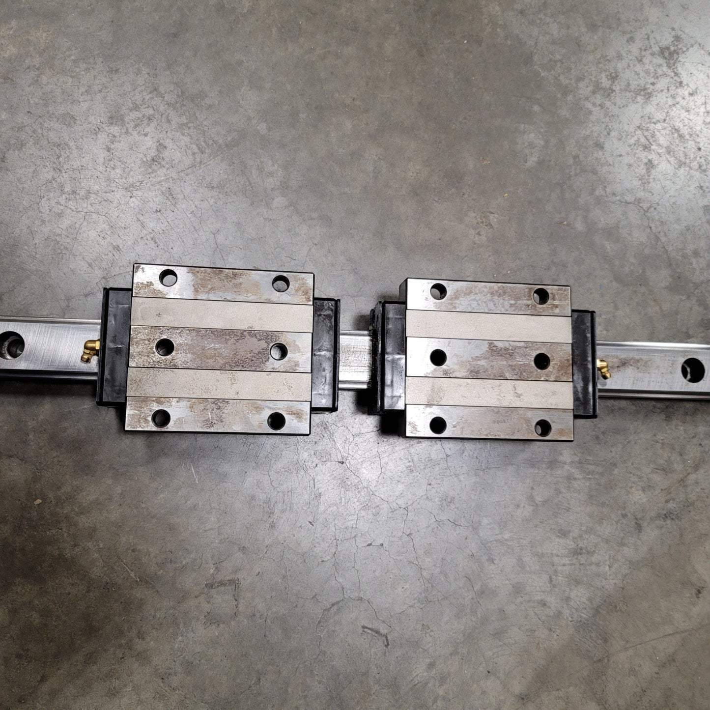 Used 2 THK HSR45LC Linear Block On 1600mm Rail, Block Dimensions: 60x120x170mm