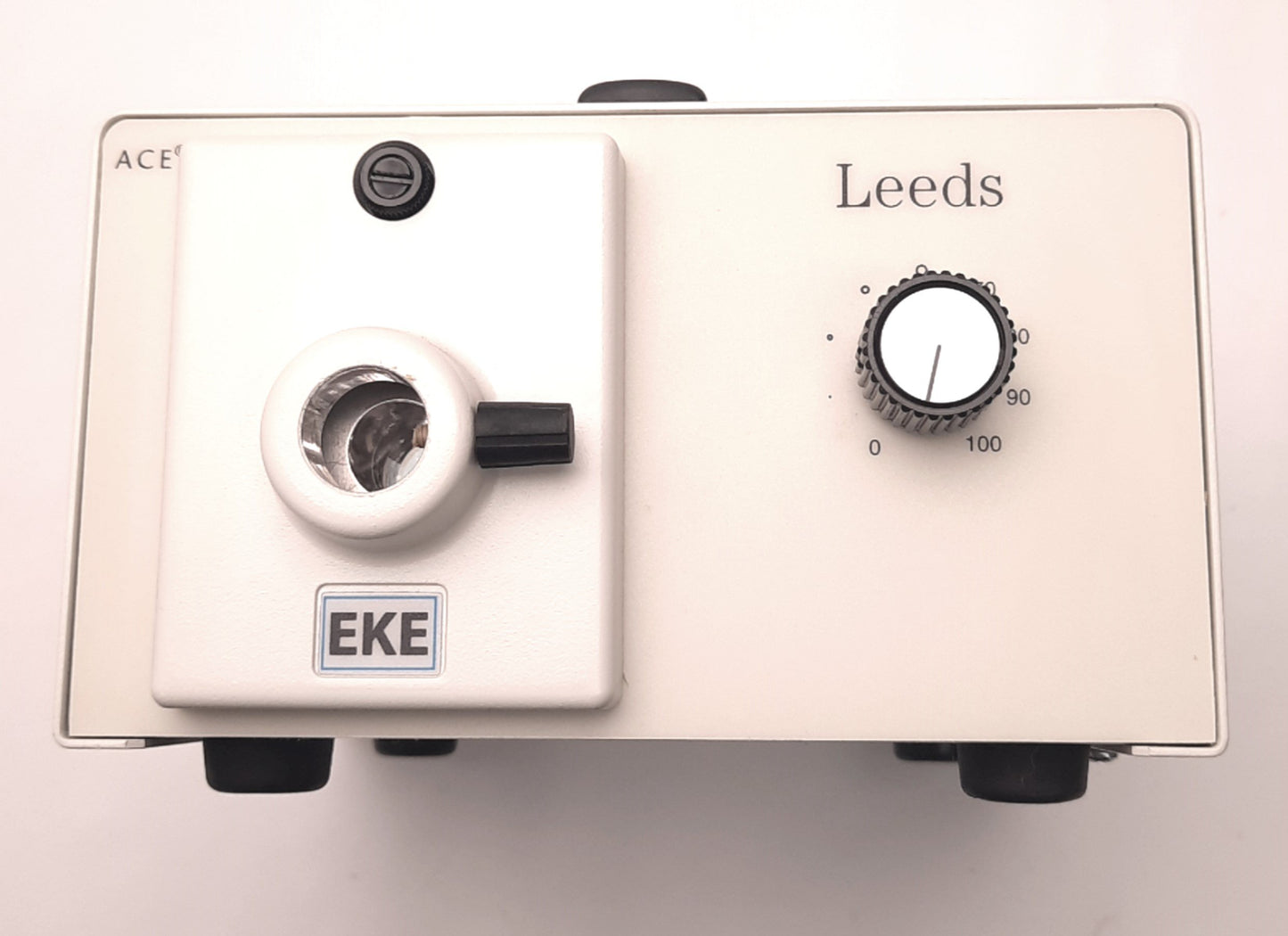 Used Leeds Schott A20500.14 Microscope Fiber Optic Light Source, 115-120VAC, 150W EKE