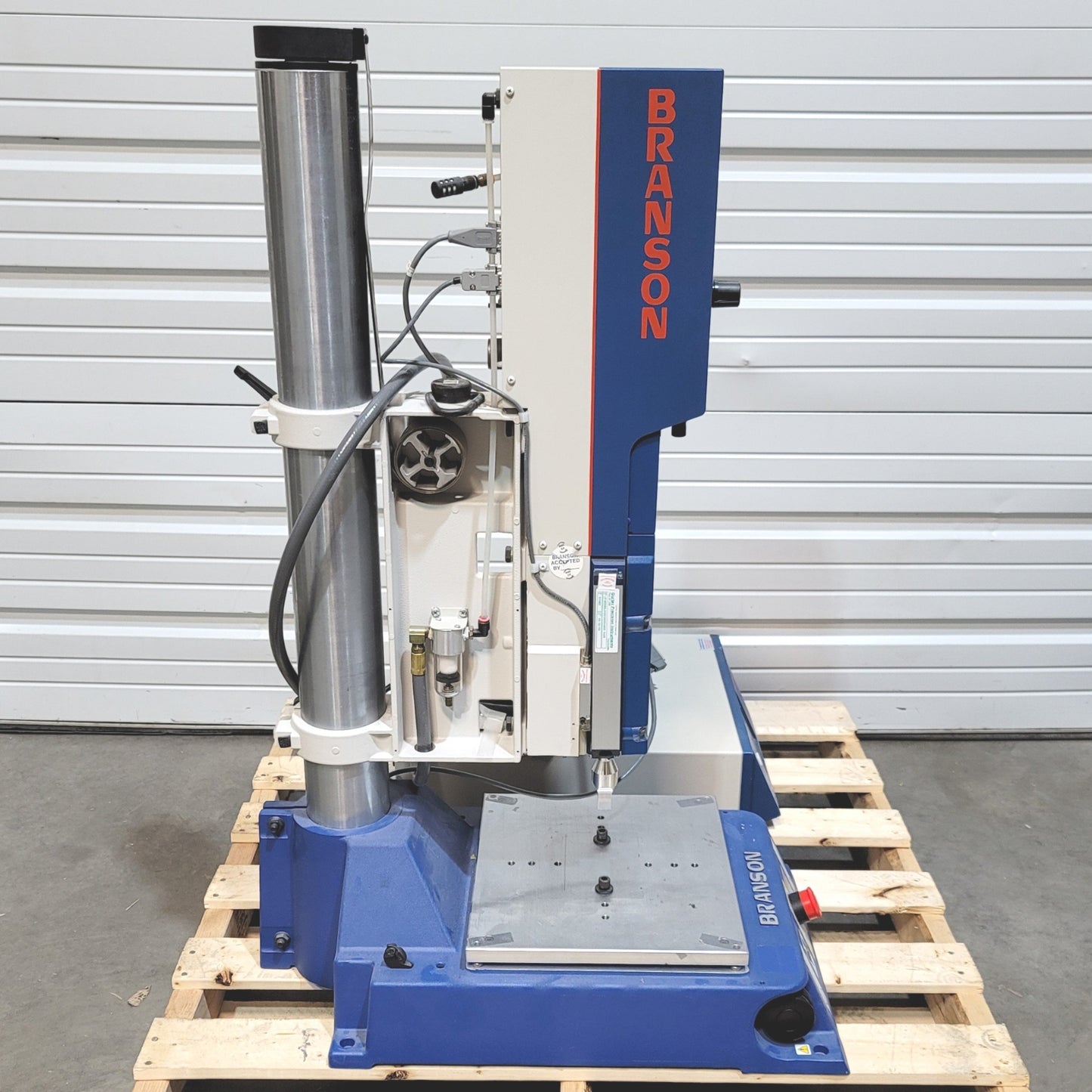 Used Branson 2000D-AED Ultrasonic Actuator W/ 2000DT Power Supply 120VAC 0.8kW 40kHz