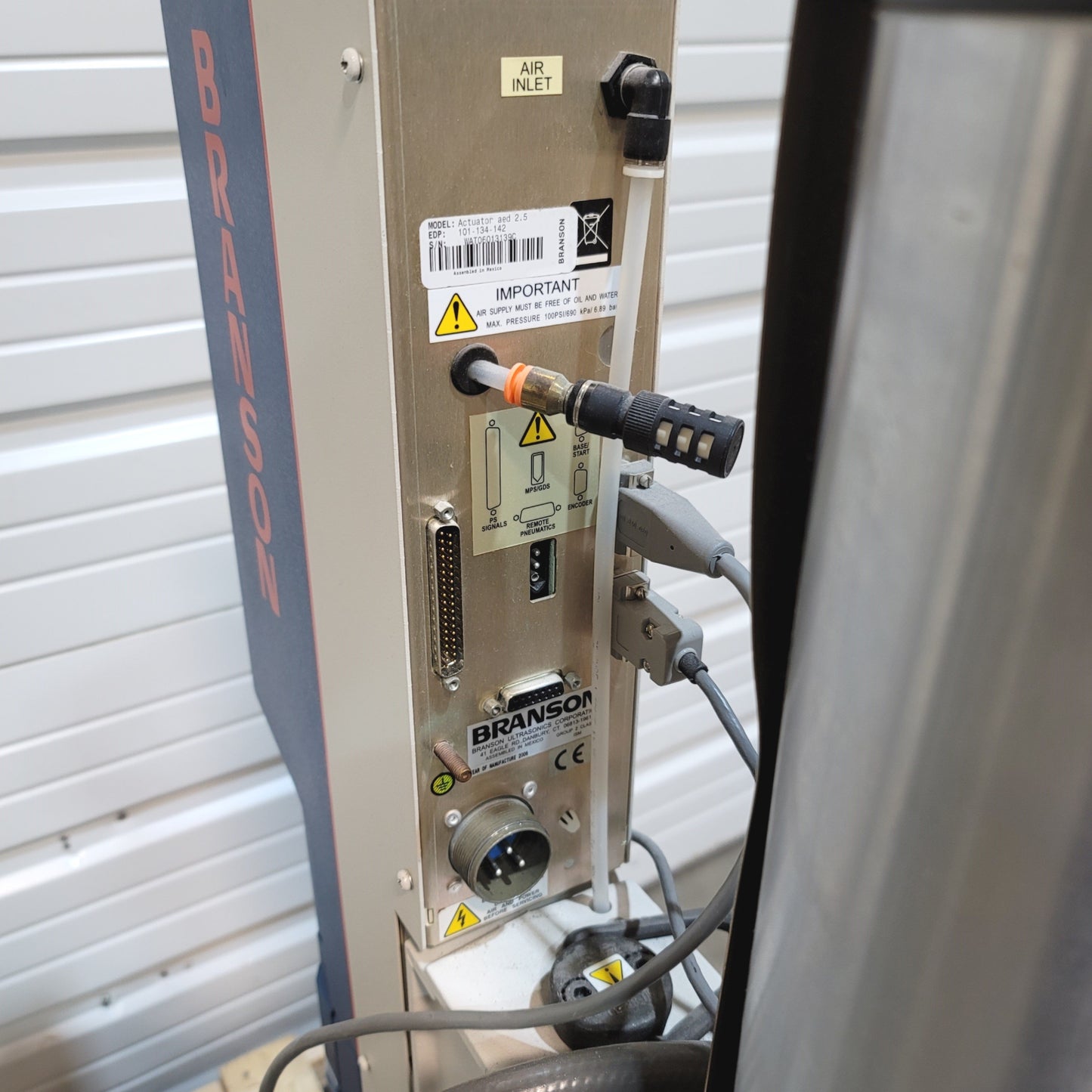 Used Branson 2000D-AED Ultrasonic Actuator W/ 2000DT Power Supply 120VAC 0.8kW 40kHz