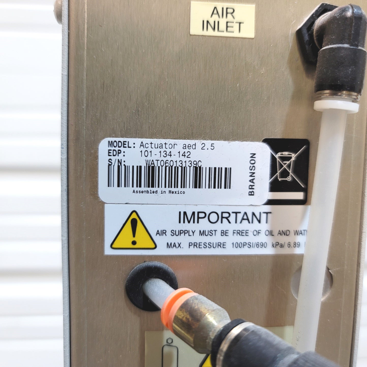 Used Branson 2000D-AED Ultrasonic Actuator W/ 2000DT Power Supply 120VAC 0.8kW 40kHz