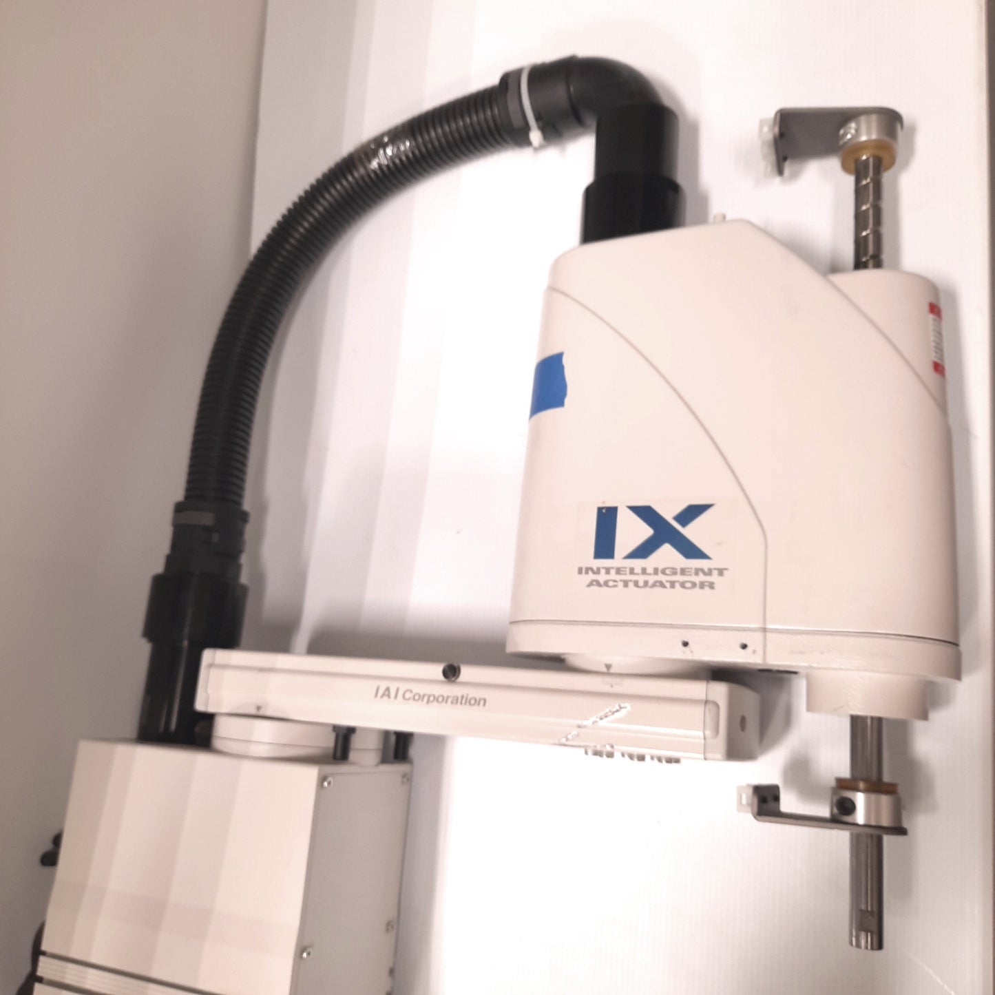 Used IAI IX-NNN3515-10L-T2 SCARA Robot Standard, 350mm Arm 150mm Vertical, 30Ft Cable