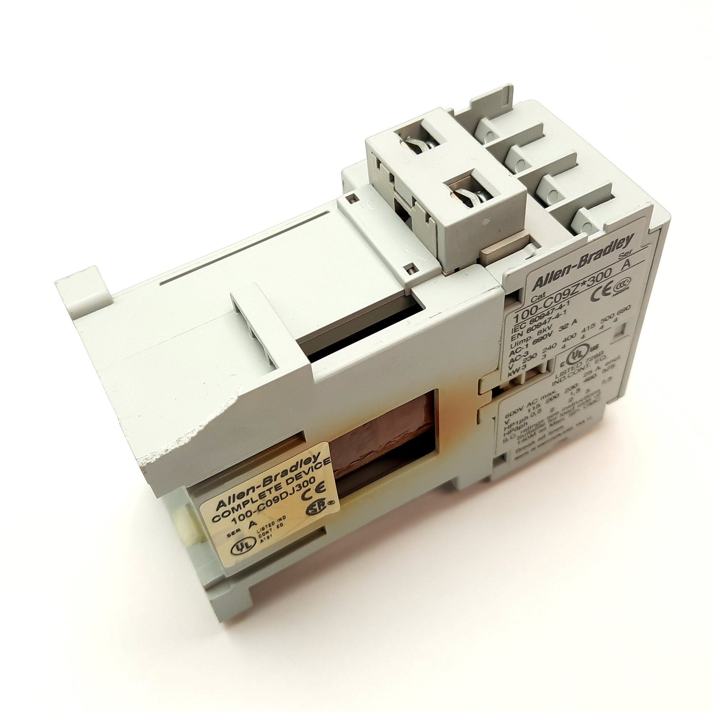 Used Allen Bradley 100-C09Z*300 Contactor, 4-Pole, Coil: 24VDC, Rating: 690VAC 32A