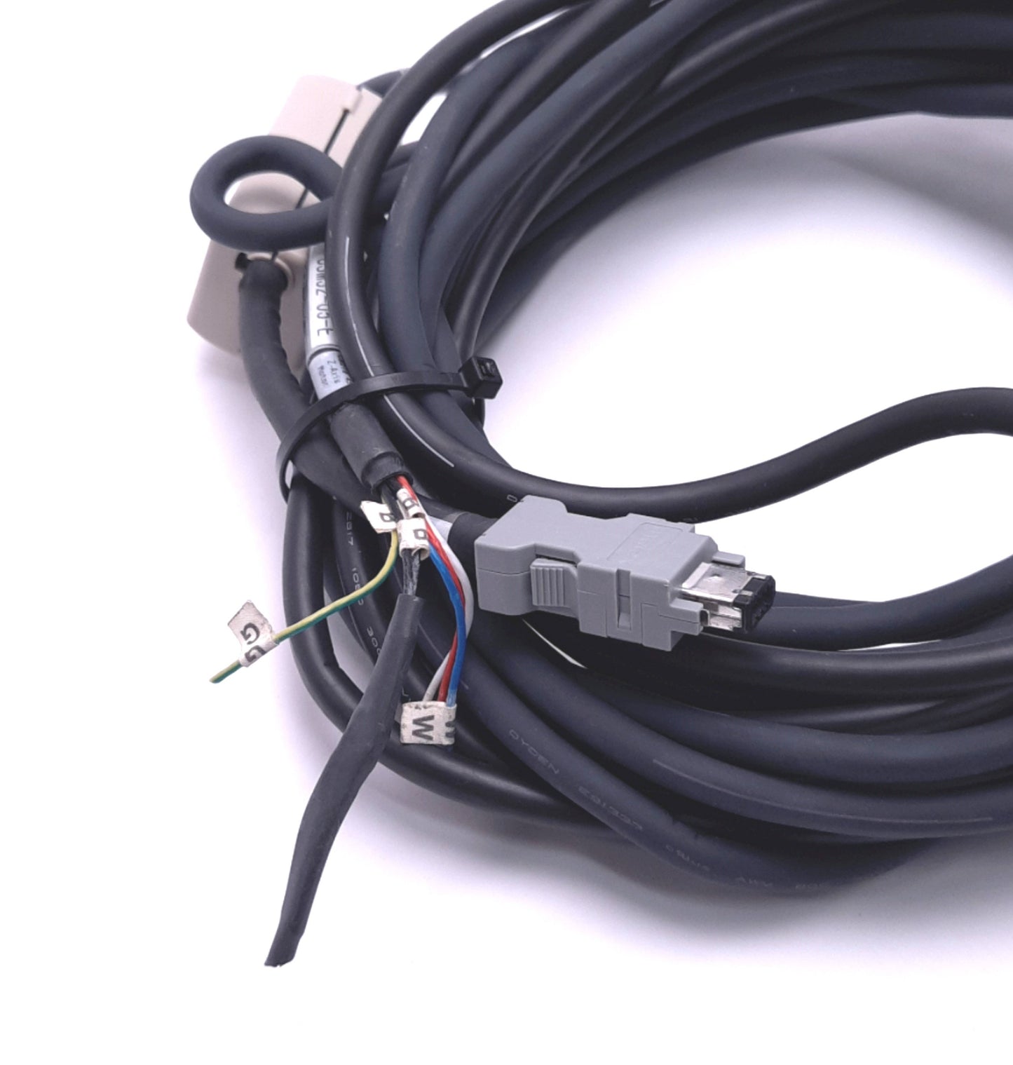 Used Yaskawa SGMAV-02A3A6C Rotary Servo Motor w/ Brake, 200W, 200v AC, 24v DC Brake