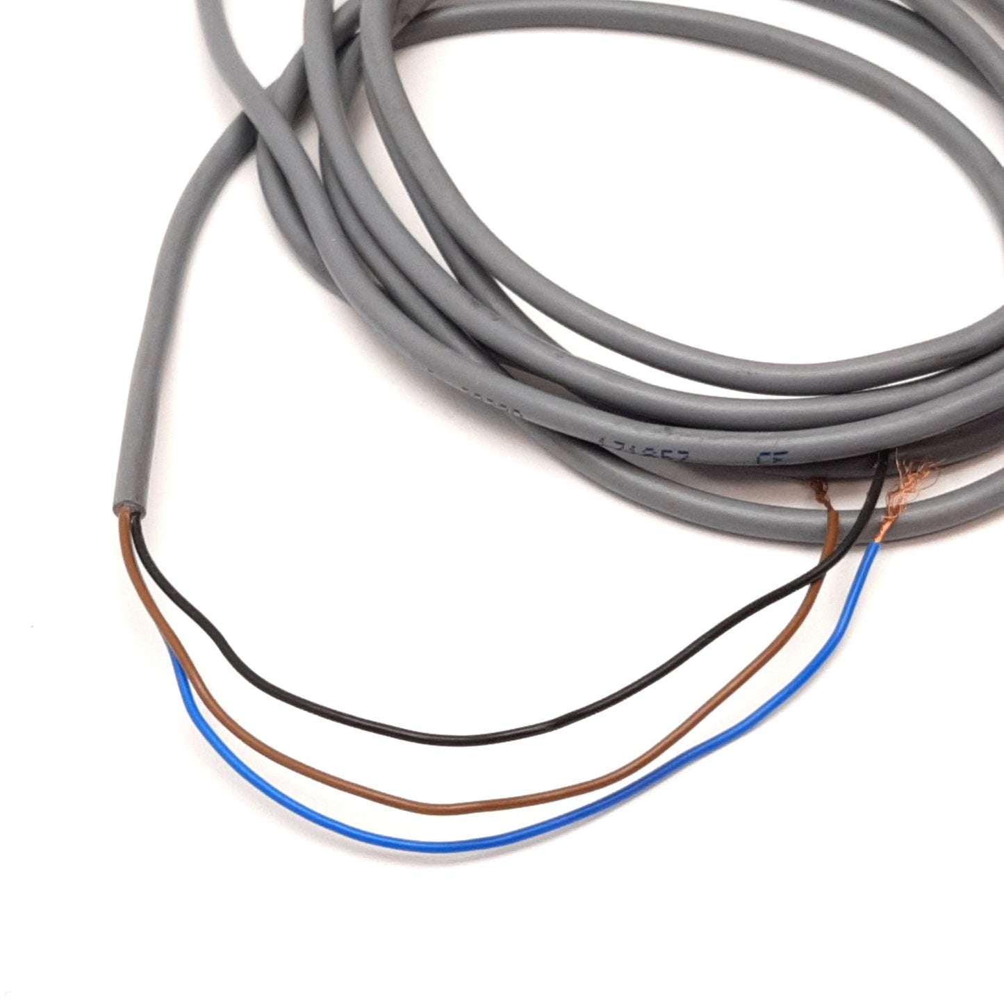 Used Pepperl Fuchs NJ0.8-4-25-E2 Inductive Proximity Sensor, 0.8mm 10-30VDC PNP, 1m