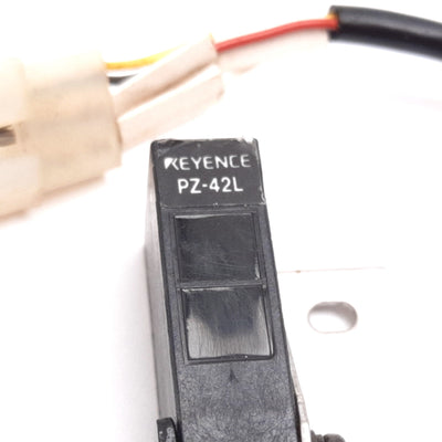Used Keyence PZ-42L Photoelectric Sensor, Diffuse Reflective, 80mm, 12-24VDC, NPN