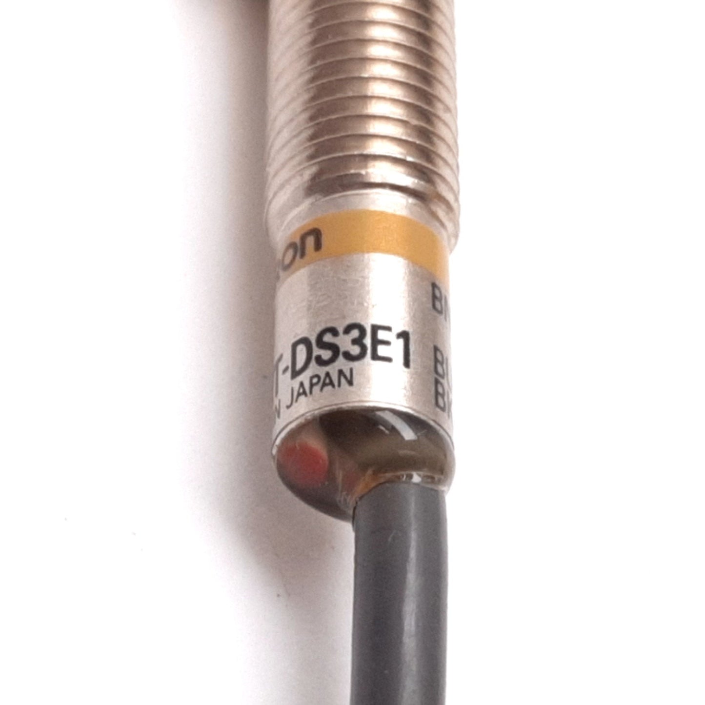 Used Omron E3HT-DS3E1 Photoelectric Sensor, Diffuse Reflective, 35mm, 12-24VDC, NPN
