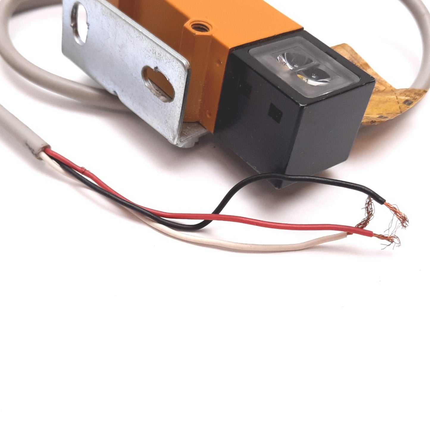 Used Omron E3S-VS1E42 Photoelectric Sensor Switch, Range: 12mm, Supply: 12-24VDC, NPN