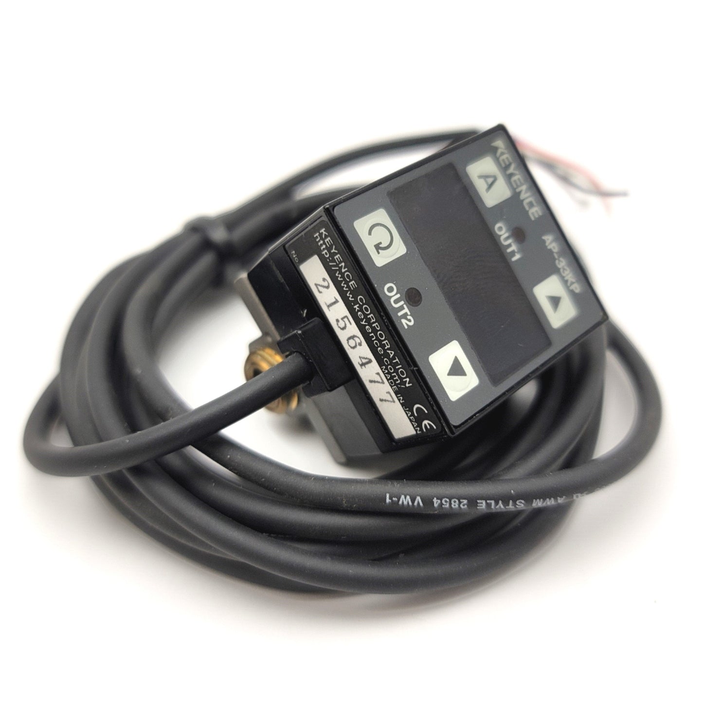 Used Keyence AP-33KP Digital Air Pressure Sensor 12-24VDC DC 0-145 PSI 1/8" NPT
