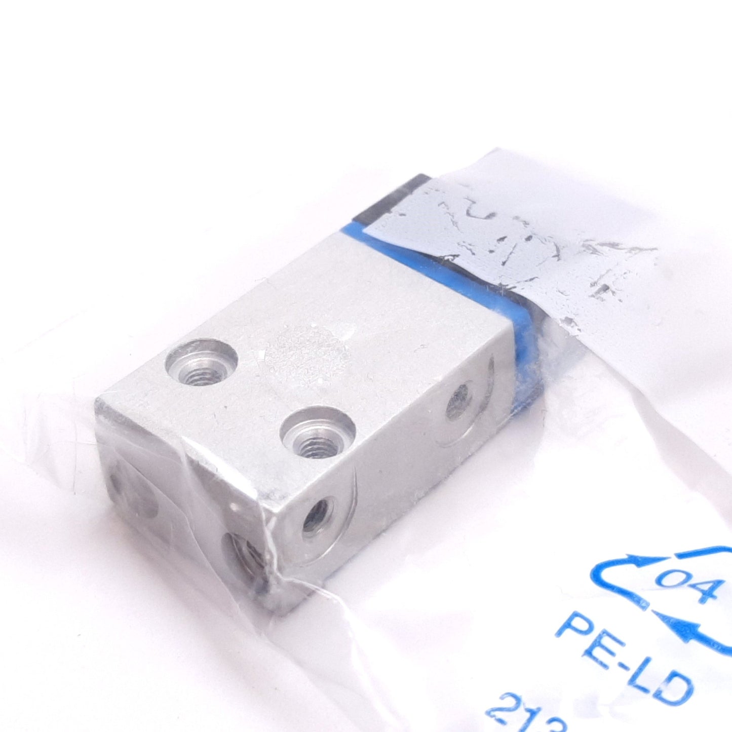 New Festo DHPS-06-A Parallel Gripper, 2mm/Jaw, Pressure: 8 bar Max, Ports: M3