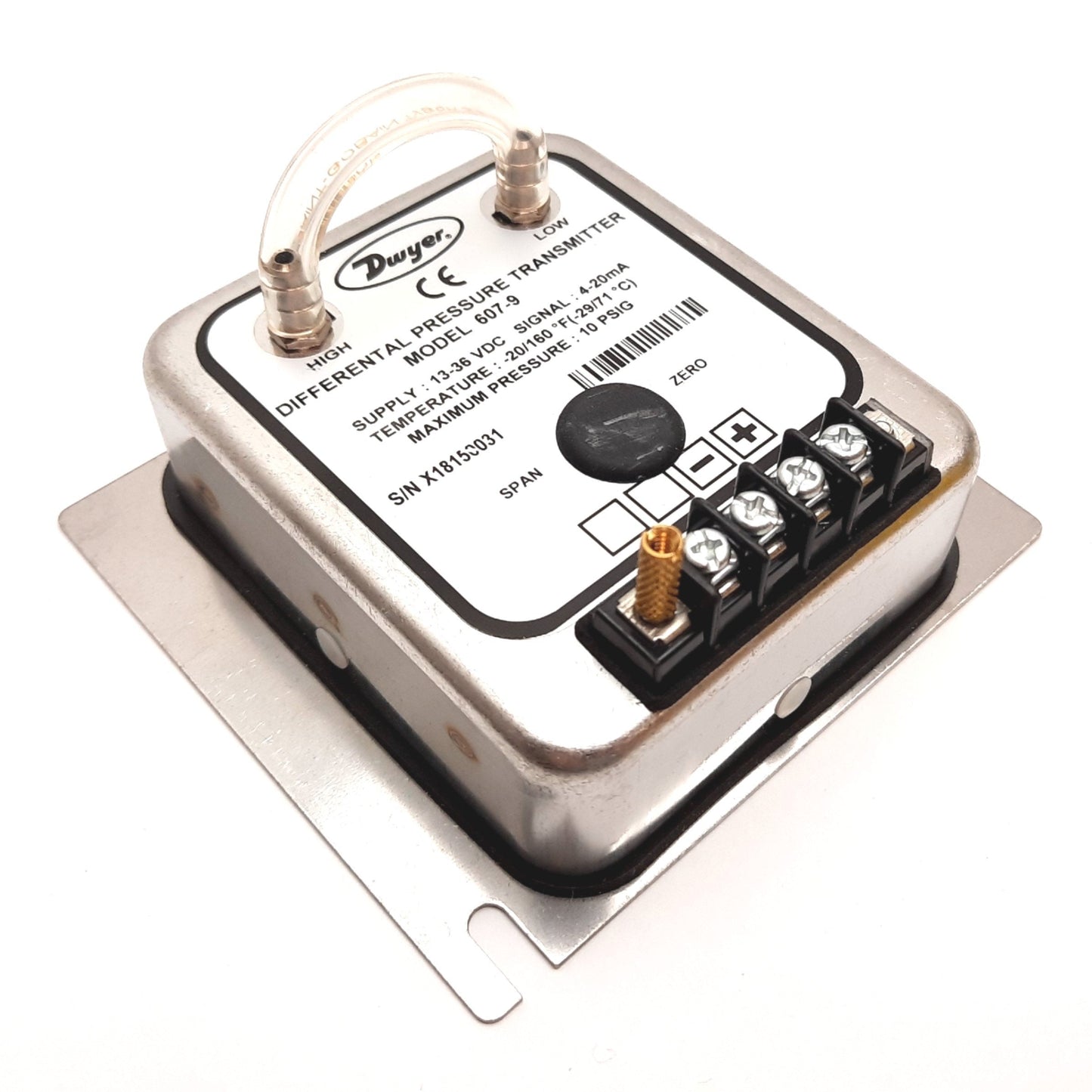 New Dwyer 607-9 Differential Pressure Transmitter, Range: 0-25"w.c., 13-36VDC