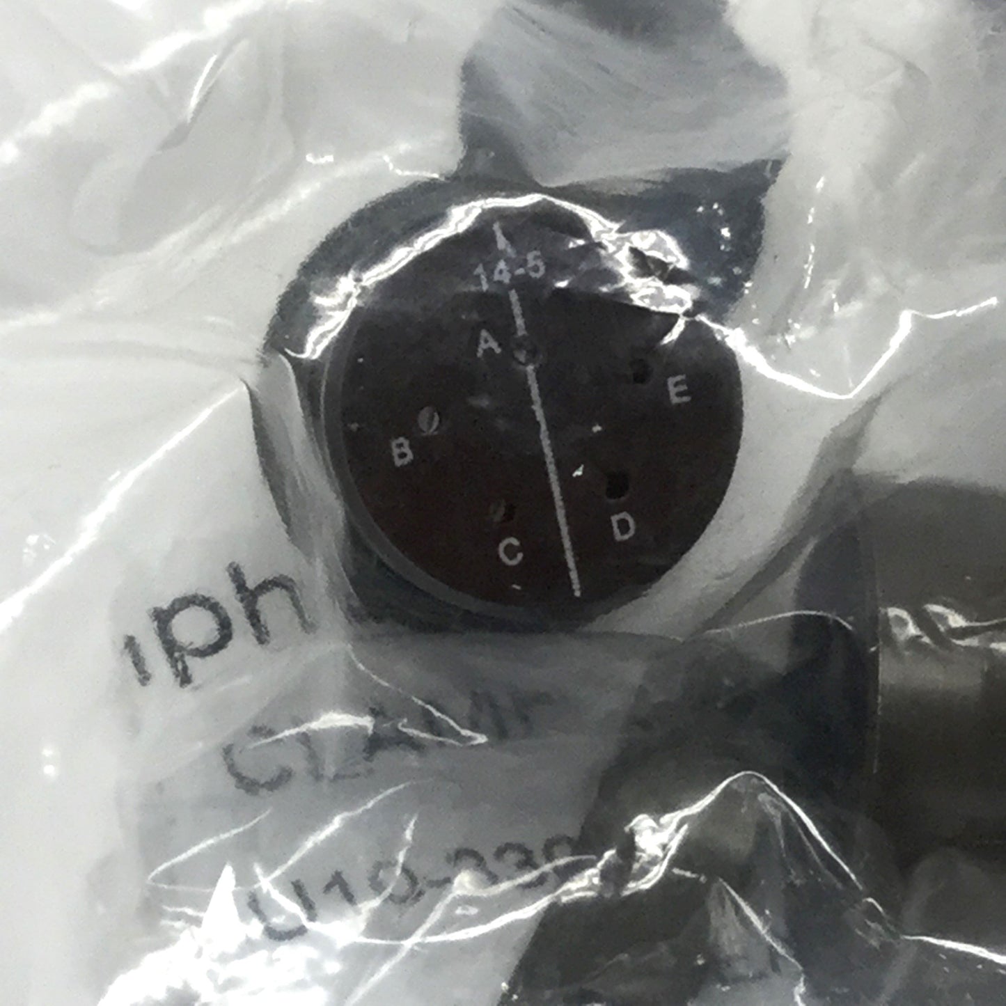 New Amphenol PT06SE14-5PX-SR MIL Spec Circular Connector Bayonet Plug, 5-Pos, 13A
