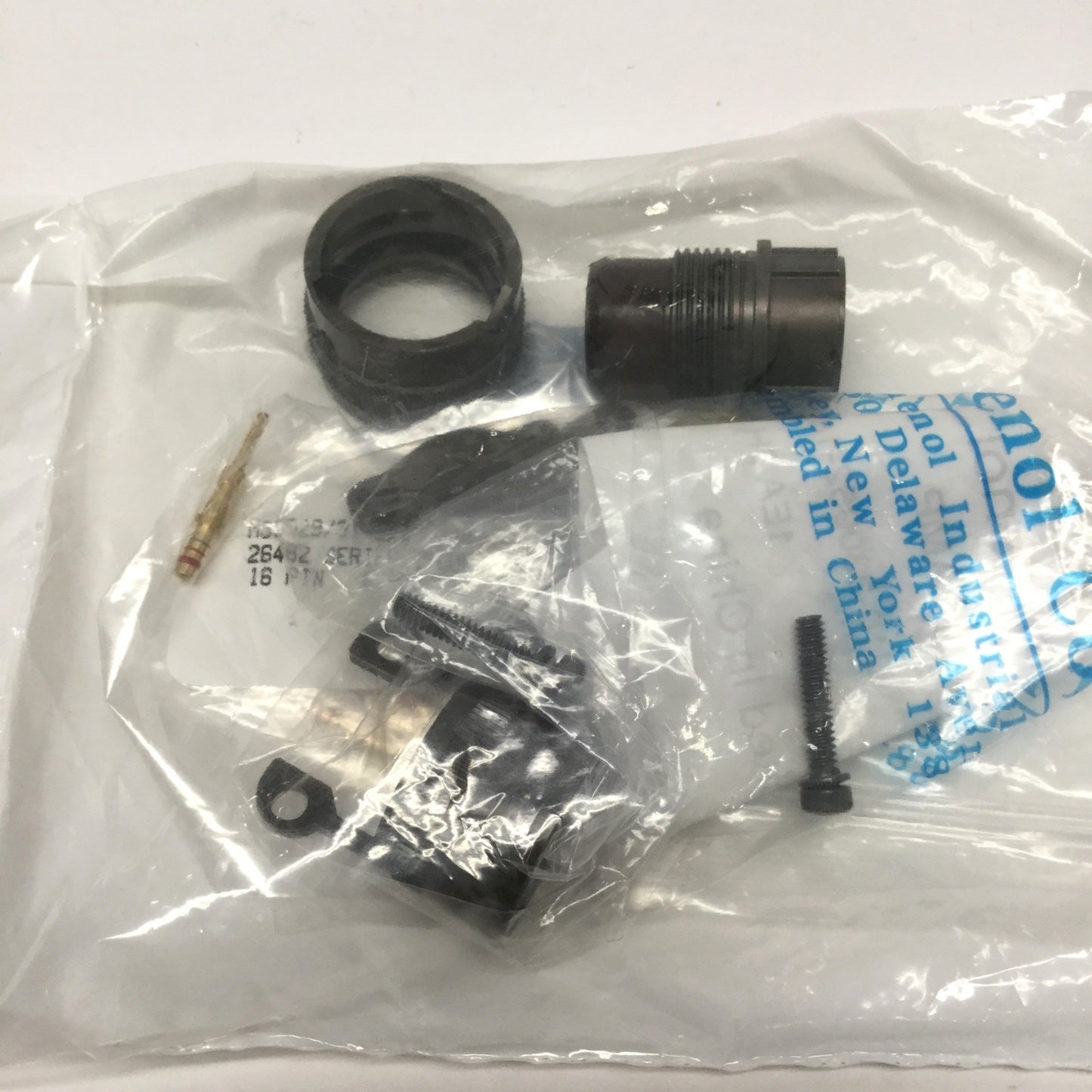 New Amphenol PT06SE14-5P-SR MIL Spec Circular Connector Bayonet Plug, 5-Pos, 13A