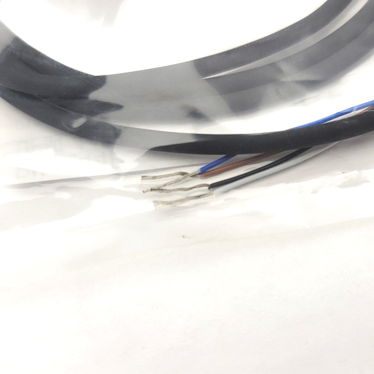 New Panasonic PM-L44P Micro Photoelectric Slot Sensor 5-24VDC, PNP, 5mm