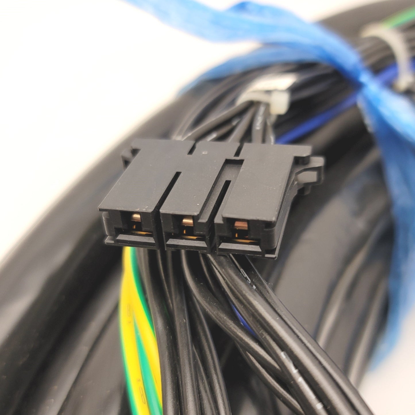 New FANUC XGMF-23932 A660-4005-T080#L14R53A Robot Cable RM1 Connector 14 Meter