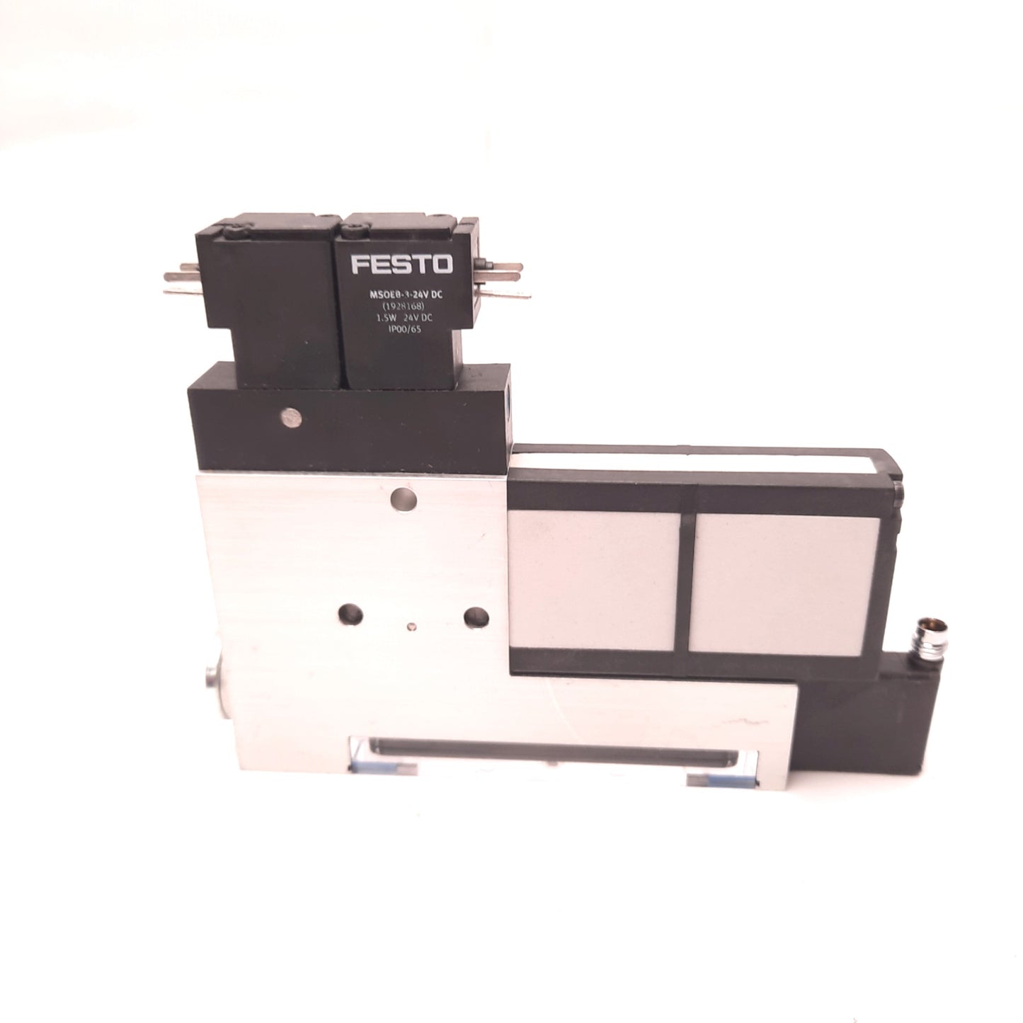 New Festo VADMI-300-P Vacuum Generator PNP 21-26 VDC, 2-8 Bar, G3/8", G1/4"