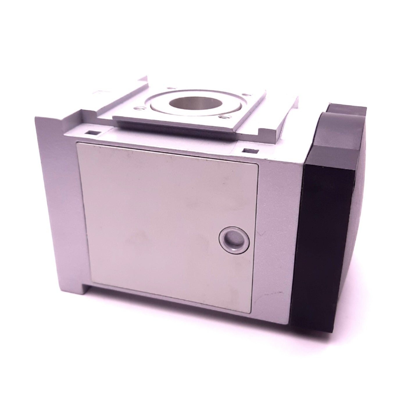 Used Festo SFAM-90-5000L-M-2SA-M12 Flow Sensor 15-30VDC, 100mA, 16 Bar, 5000 l/Min