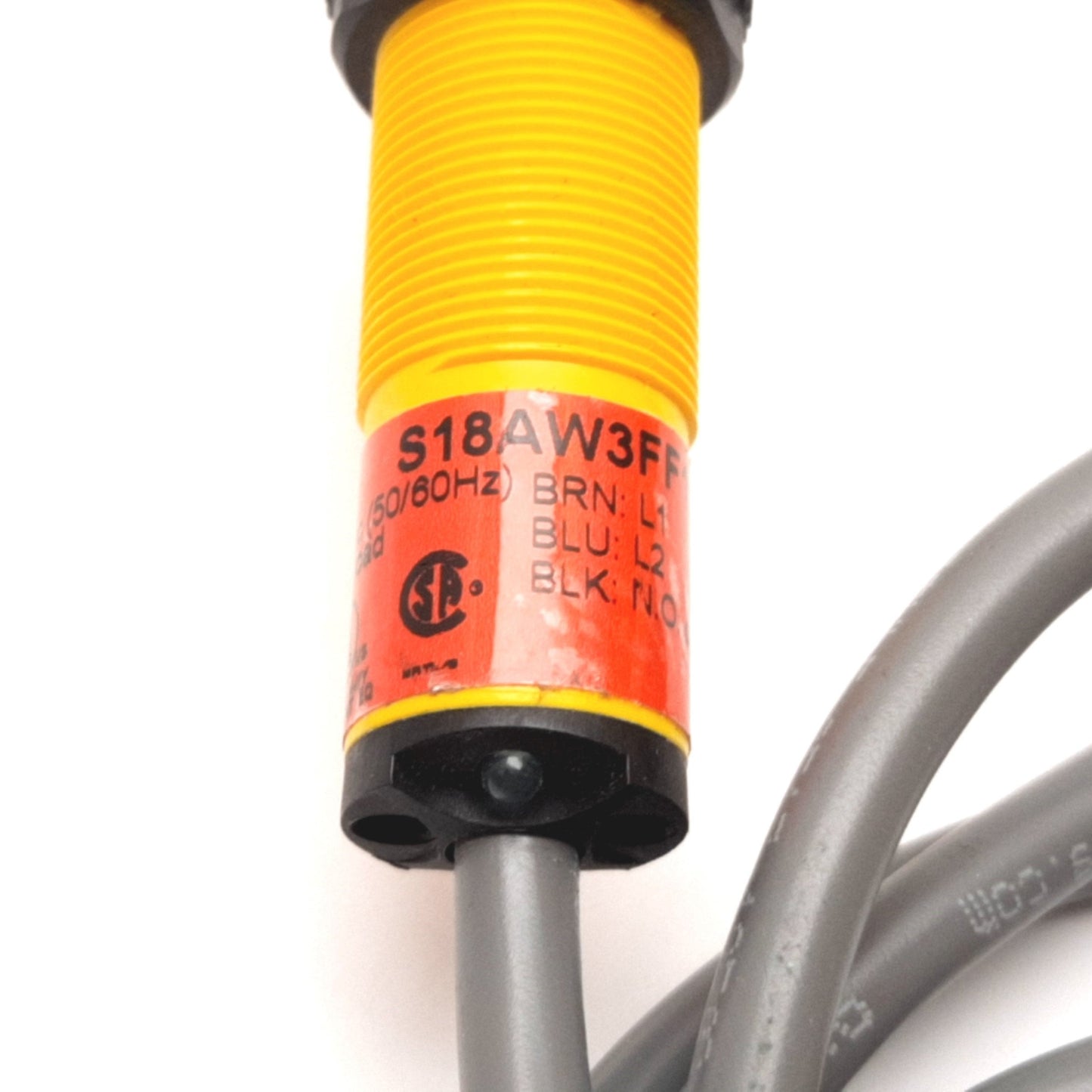 Used Banner S18AW3FF100 Photoelectric Sensor, 100mm, 20-250VAC, SPST, 1.5m Cable