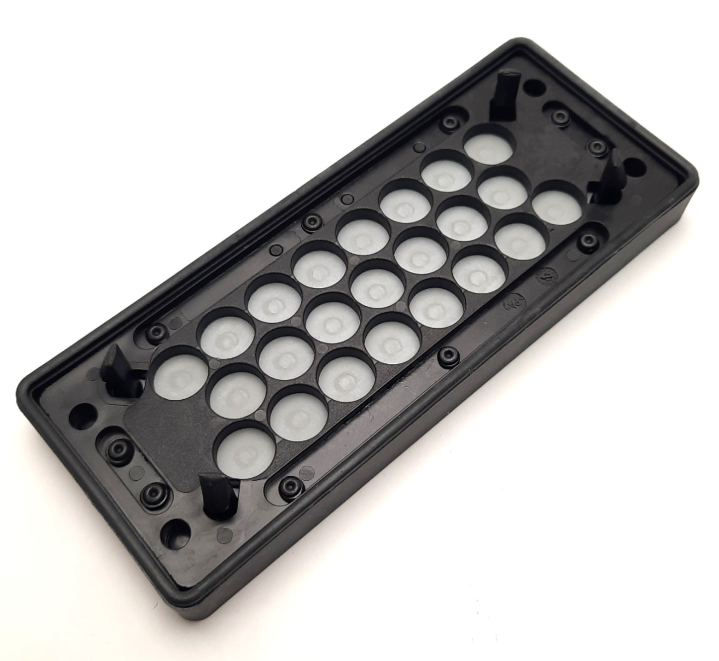 New Murrplastik 87301170 KDP/N Cable Entry Plate 4.409" x 1.41", 23 Cable Entries