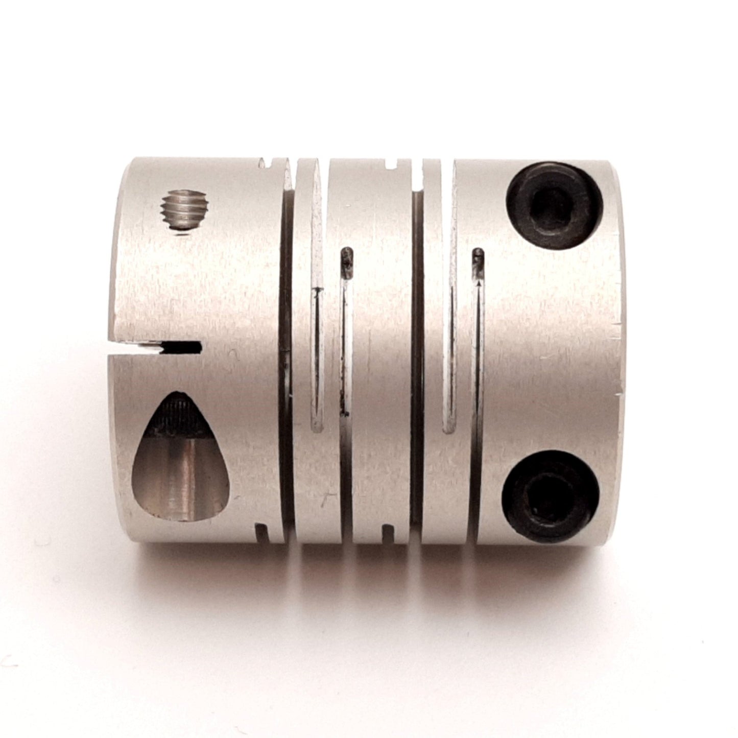 Used NBK MST-25C-6.35-8 Flexible Coupling, 6.35mm (1/4") to 8mm, 25mm OD, 31mm Long