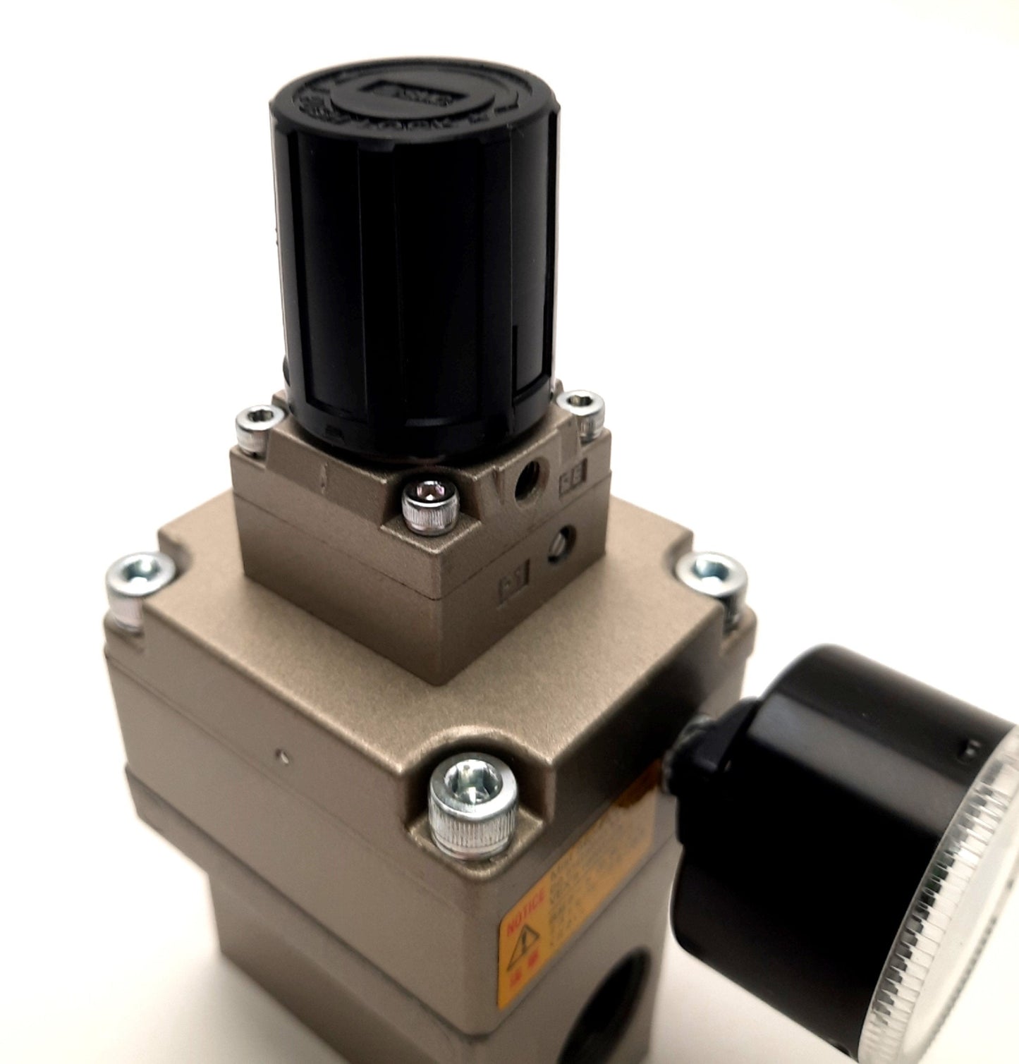 New SMC VEX 1333-04-G Power Valve Precision Regulator Size 3 Body Ported, 1/2 RC