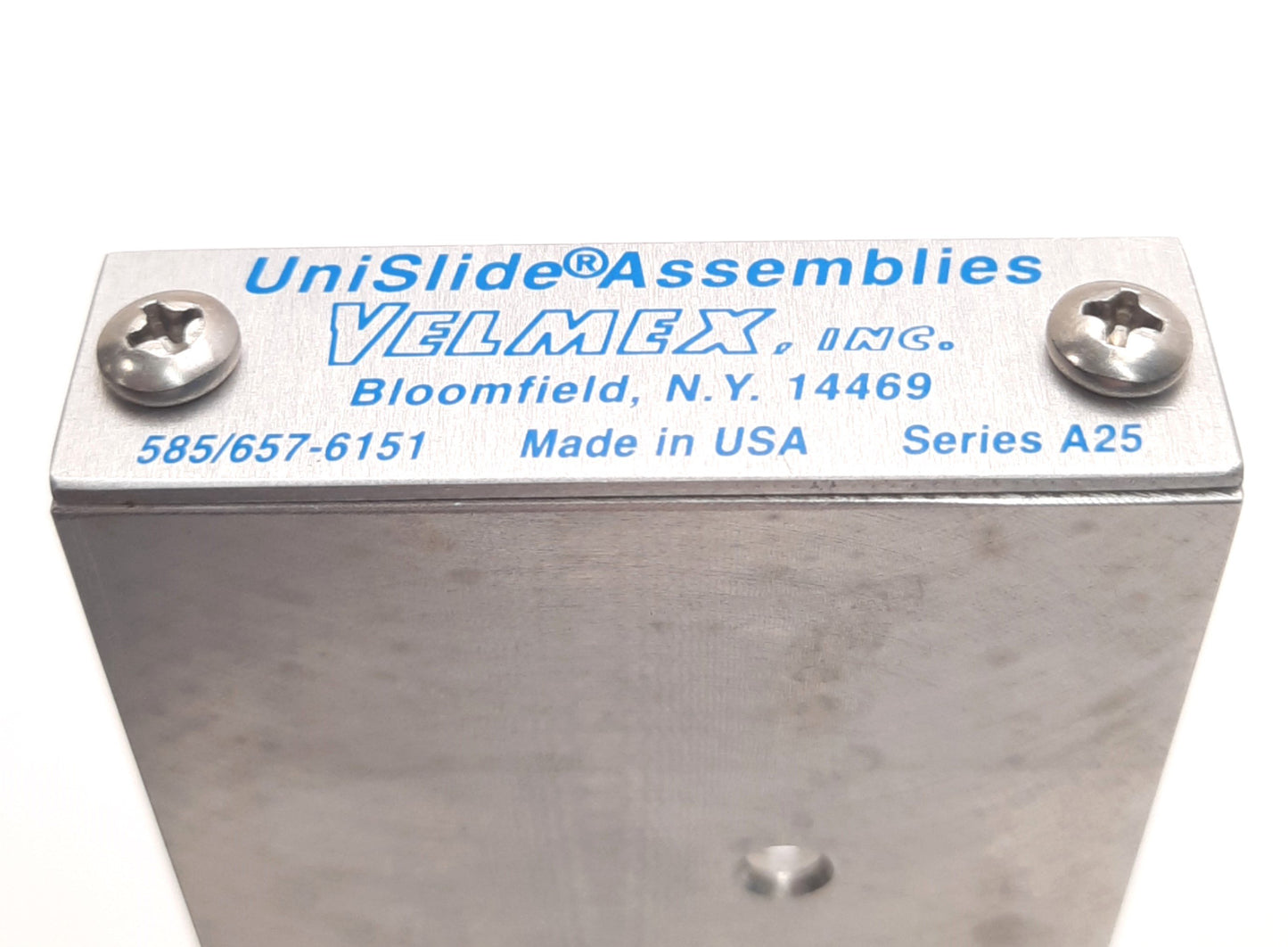 Used Velmex A2506W1-S2.5-TL Manual Unislide 3.5" Travel, 10 Turns/Inch, Thumbscrew