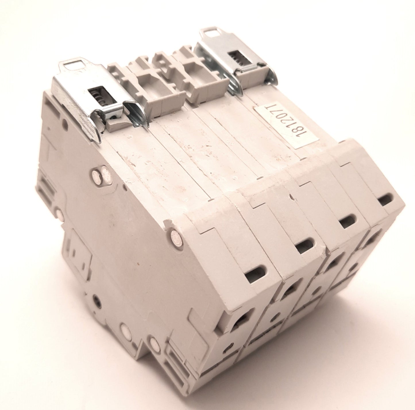 Used Cutler Hammer WMS4D32 Circuit Breaker, 4-Pole, D-Curve, Rating: 32A 415VAC