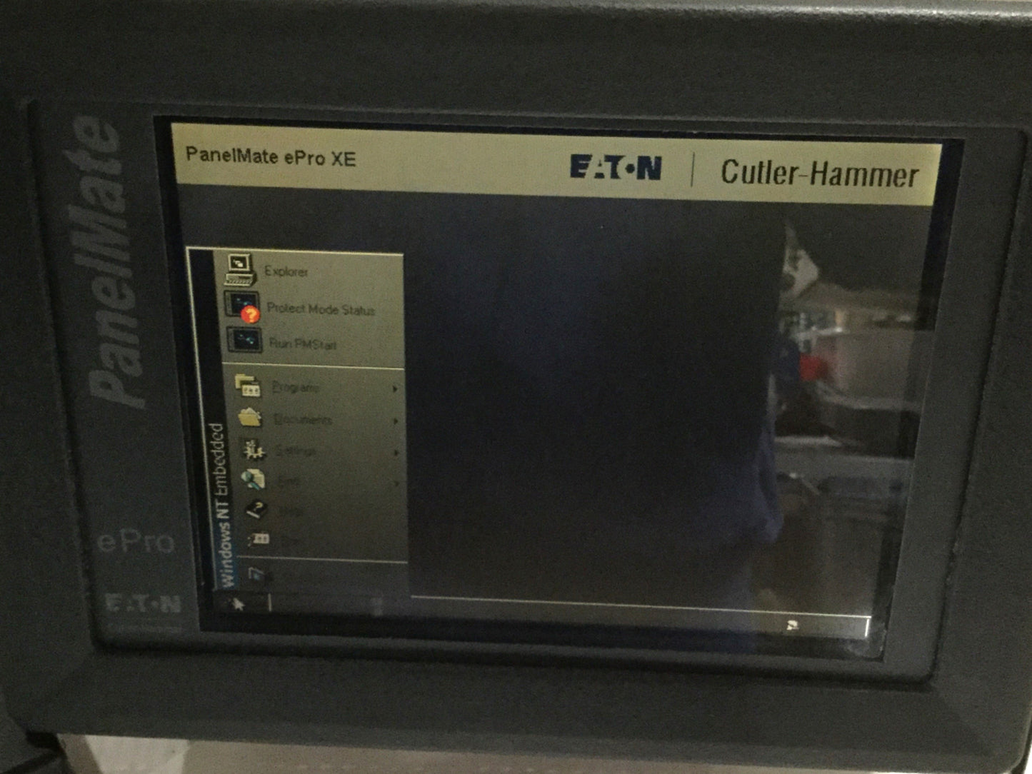 Used Eaton 7585T-8XE PanelMate ePro HMI Operator Interface, 8" Touch, 24VDC *Dim LCD*