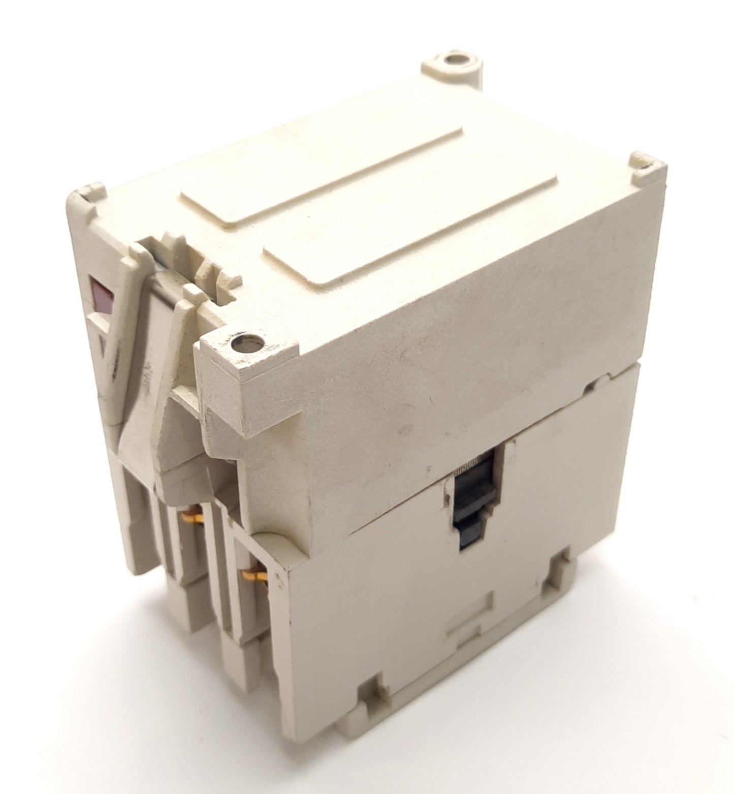 Used Cutler-Hammer CN15DN3 Contactor 120v AC Coil, 27A, 3NO, 3-Pole, 10HP Max
