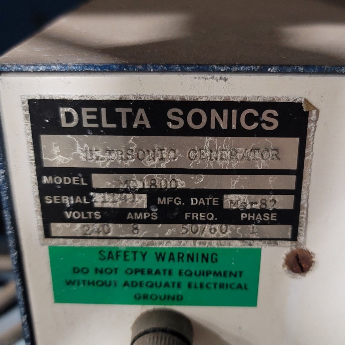 Used Delta Sonics UTCM 1820 Ultrasonic Console 18" x 20" Tank, 1800W, 240VAC 1-PH 8A
