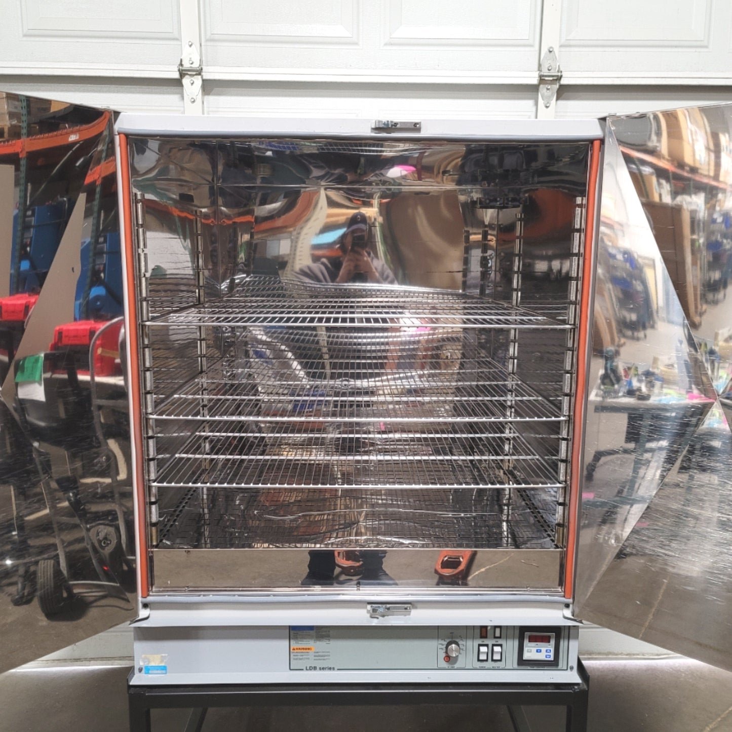 Used Despatch LDB2-27-3 Large Forced Convection Bench-Top Oven 240VAC 1Ph 204°C/400°F