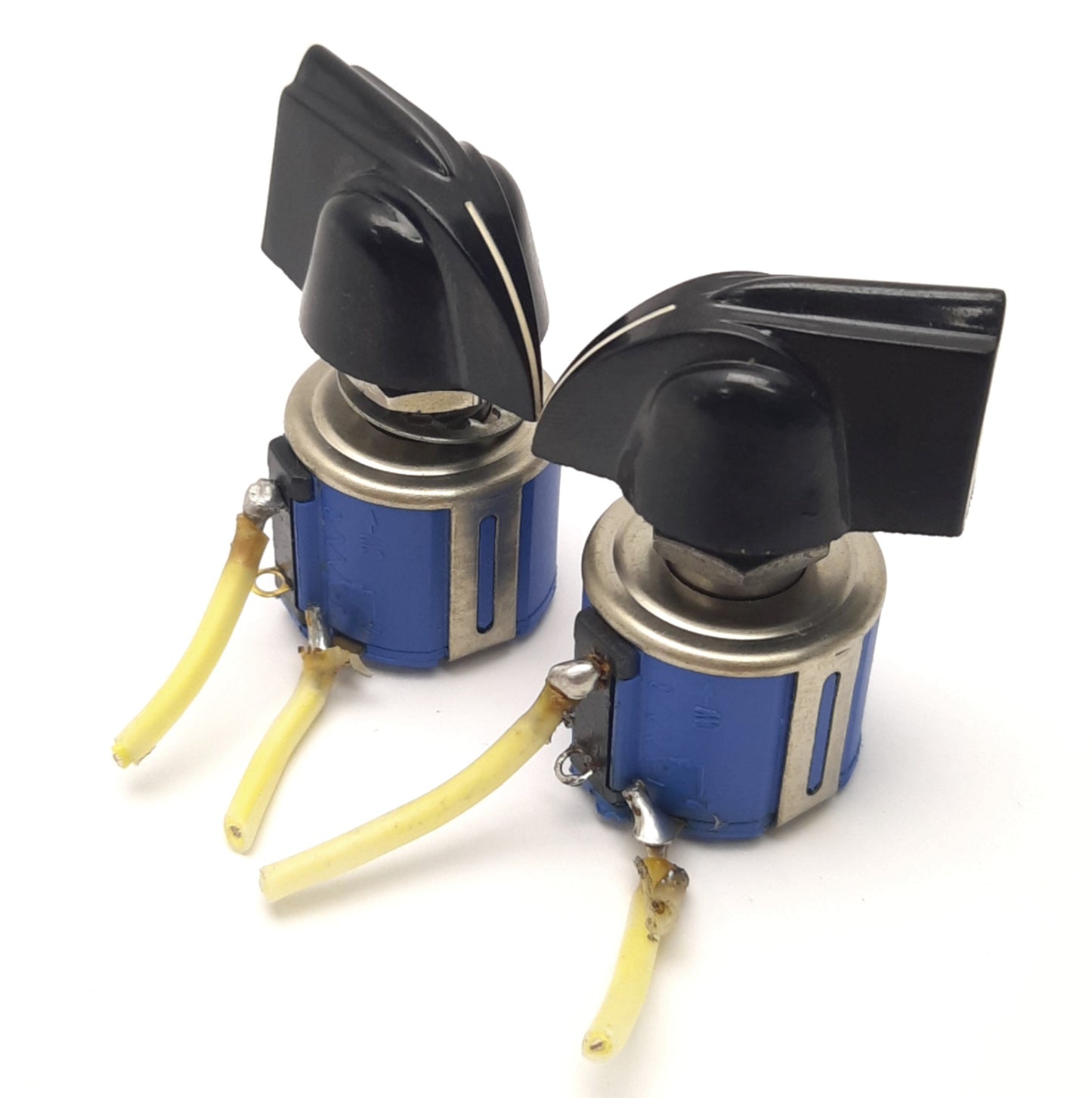 Used Lot of 2 Bourns 3450S-1-502 Rotary Potentiometer 5k Ohms, 2W, 10 Turns, W/ Knob