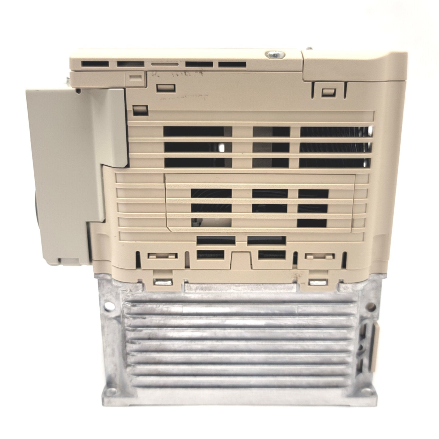 Used Yaskawa CIMR-VU4A0005FAA Variable Frequency Drive 3HP, 380-480VAC, 5.9A, 0-400Hz