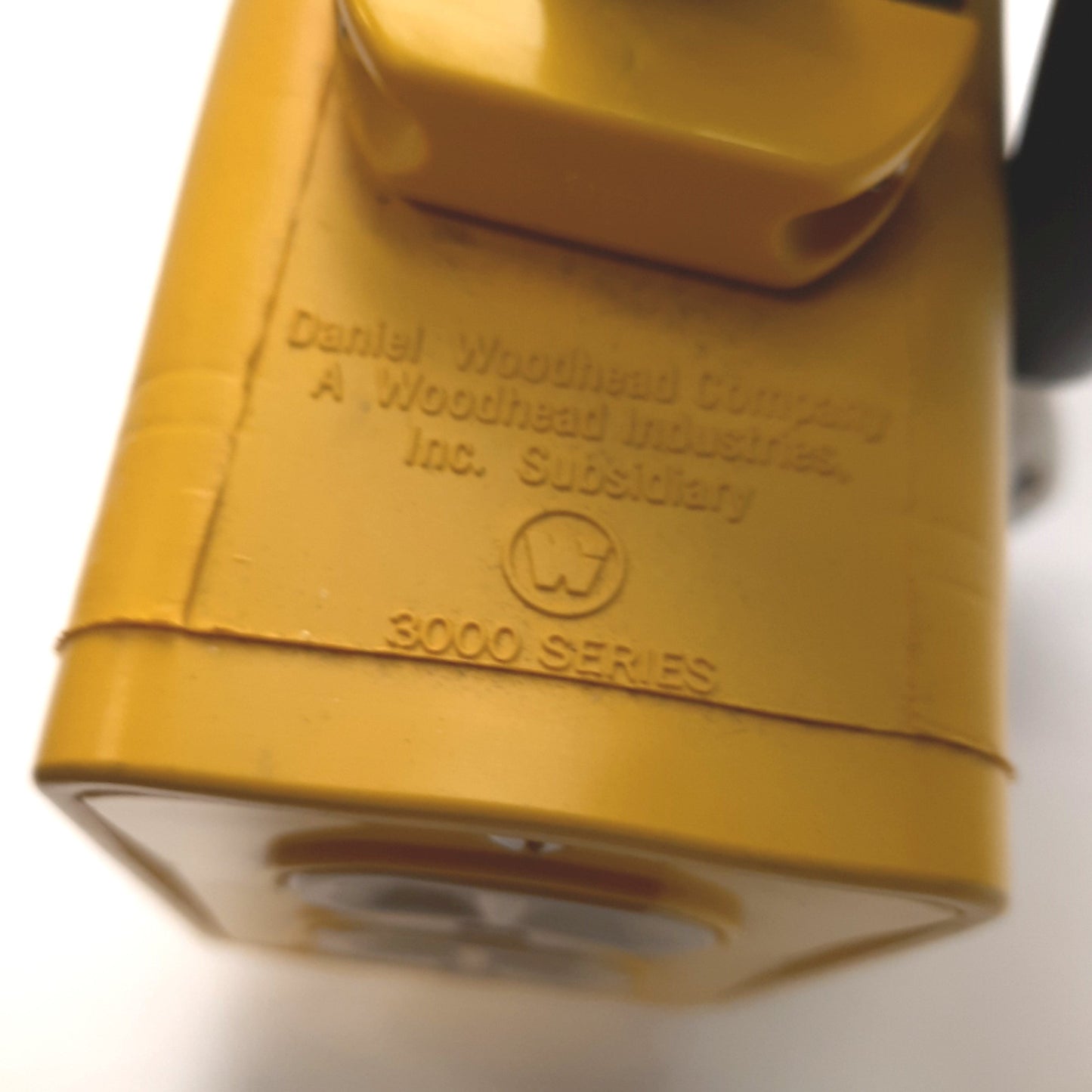 Used Woodhead 3000-10 Junction Box Wired to 20A Twist Lock, 11.5' H2O Resistant Cable