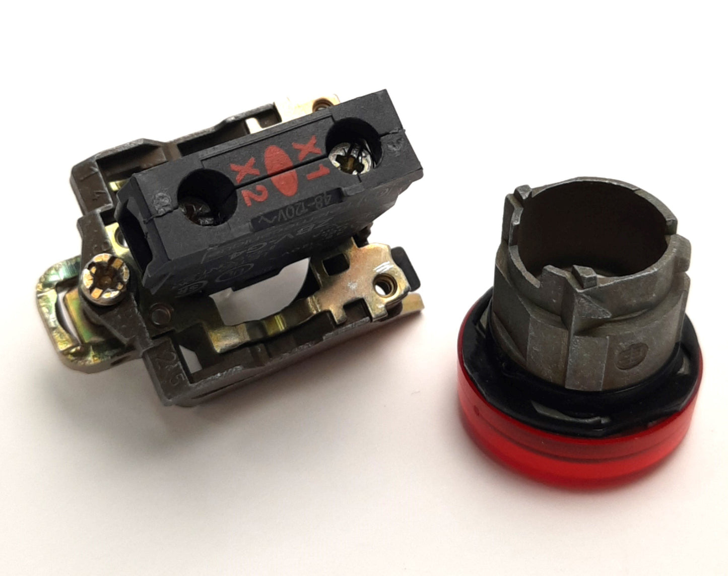 Used Schneider Electric ZB4BV043 Pilot Light, 48-120v AC Supply, Red, XB4, Steady,XB5