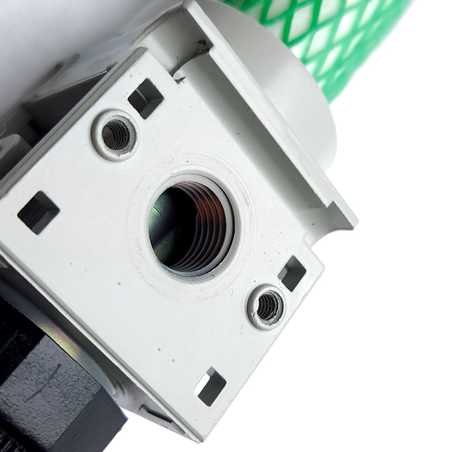 New Numatics C14D-02 Pneumatic Filter / Regulator, Pressure: 0-150psi, 1/4" NPT