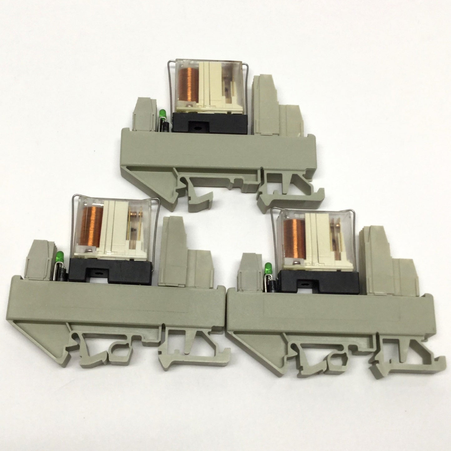Used Lot of 3 Schrack RP419024 Power Relays, SPDT, 24VDC Coil, 8A 250VAC w/Socket