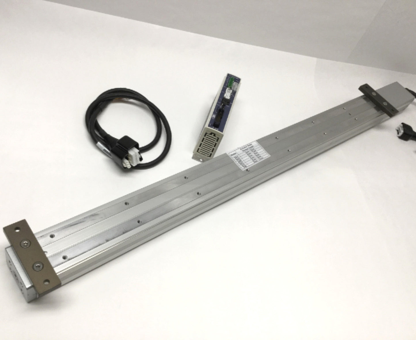 Used IAI RCA-SA6C ROBO Cylinder Linear Ball Screw Actuator w/Paired Controller 600mm