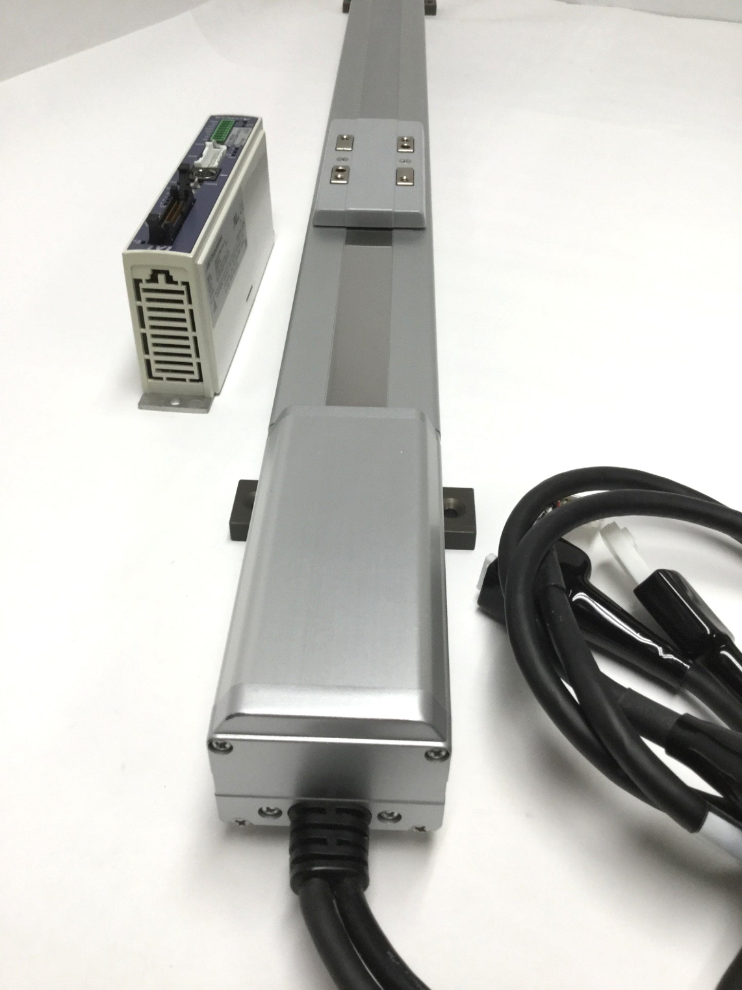 Used IAI RCA-SA6C ROBO Cylinder Linear Ball Screw Actuator w/Paired Controller 600mm