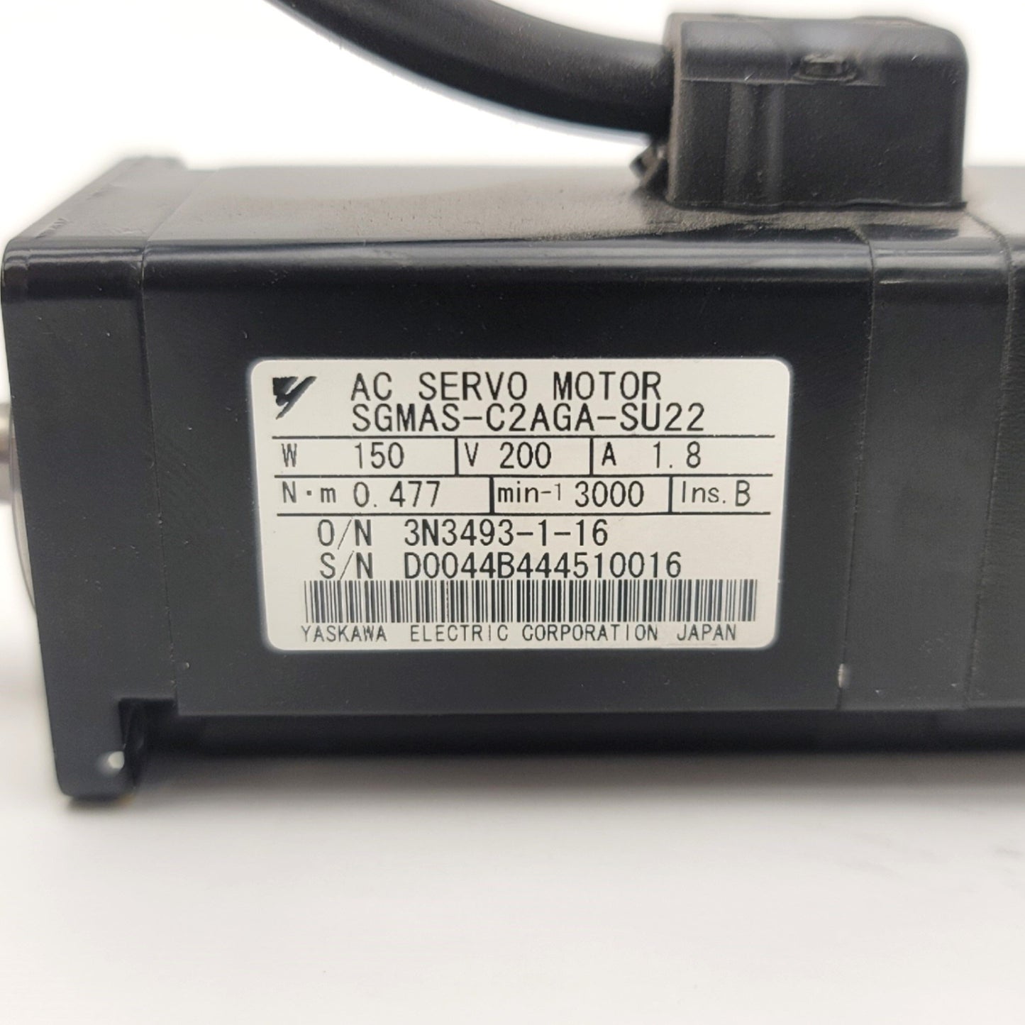 Used Yaskawa SGMAS-C2AGA-SU22 Sigma AC Servo Motor 200VAC, 150W, 3000RPM, 40mm Frame