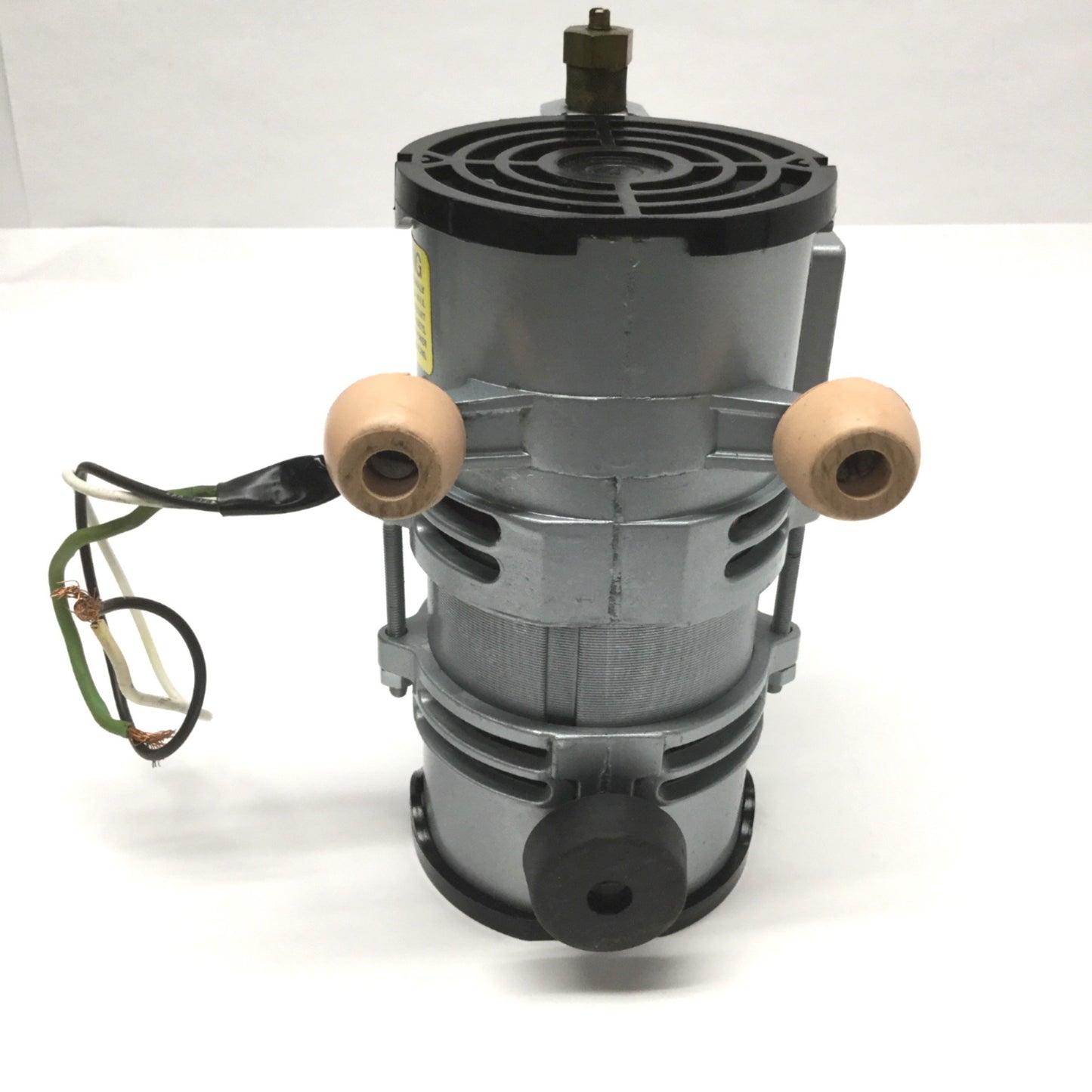 Used Gast MOA-P122-AA Diaphragm Compressor Vacuum Pump 1/16HP, 115VAC 60Hz