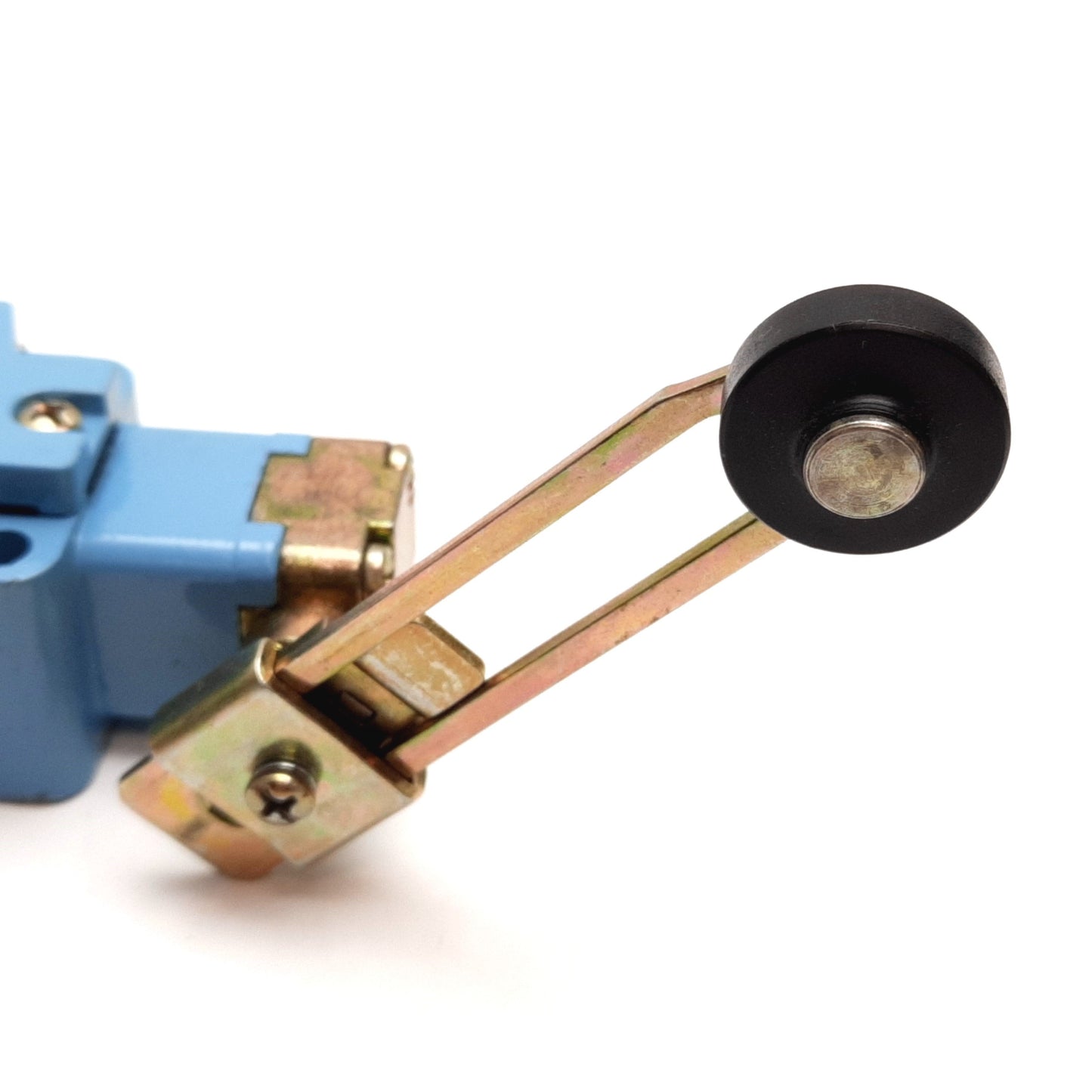 Used Crouzet 83862303 Limit Switch, Roller Lever Actuator, Rating: 240VAC 6A