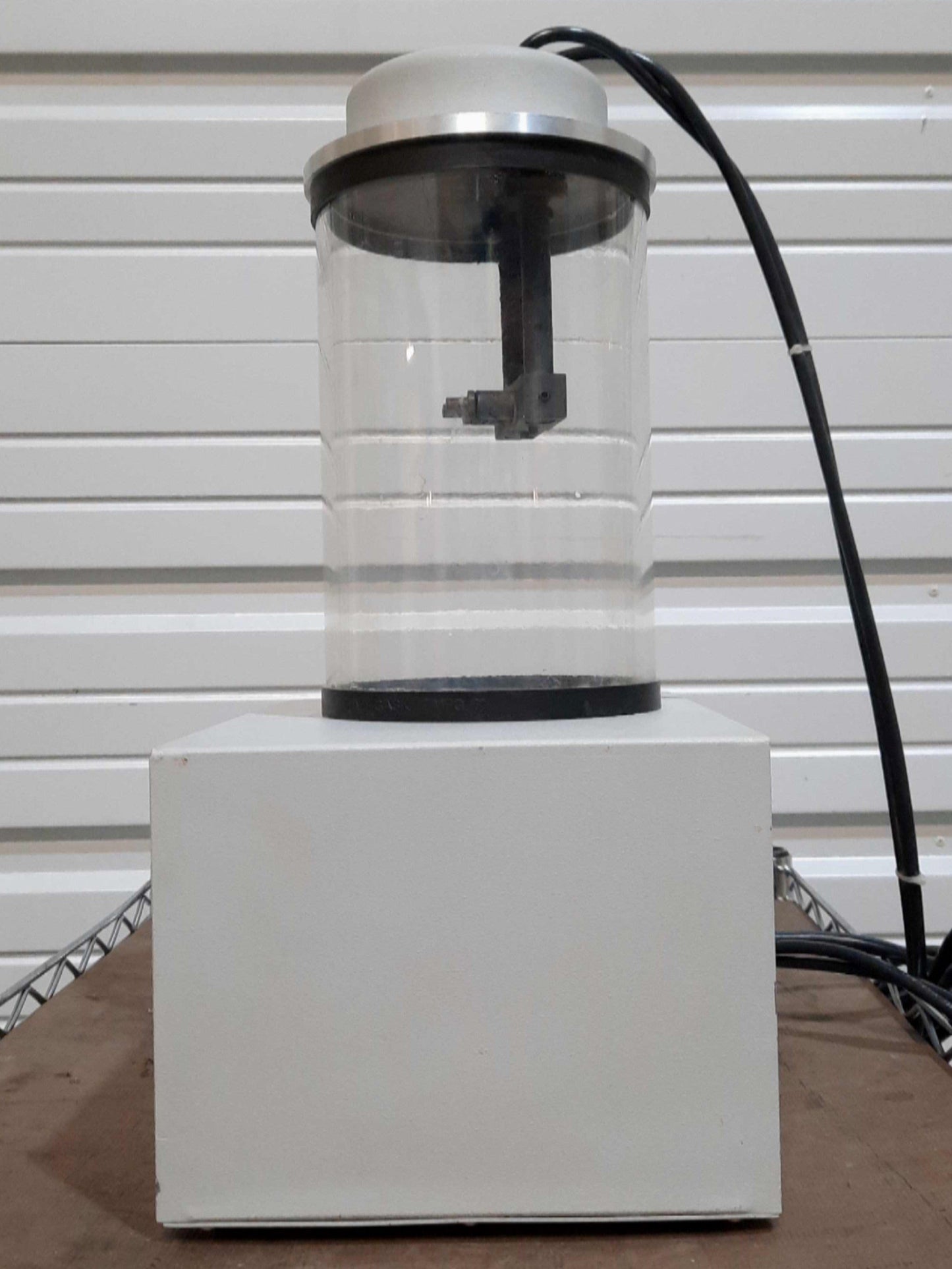 Used Denton Vacuum SEM Carbon Yarn Accessory, 6 x 9" Chamber, 120VAC for DESK II